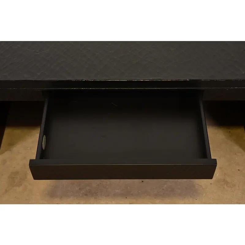 Bois Thomas Pheasant for Baker Furniture Greek Key Black Lacquered Coffee Table en vente