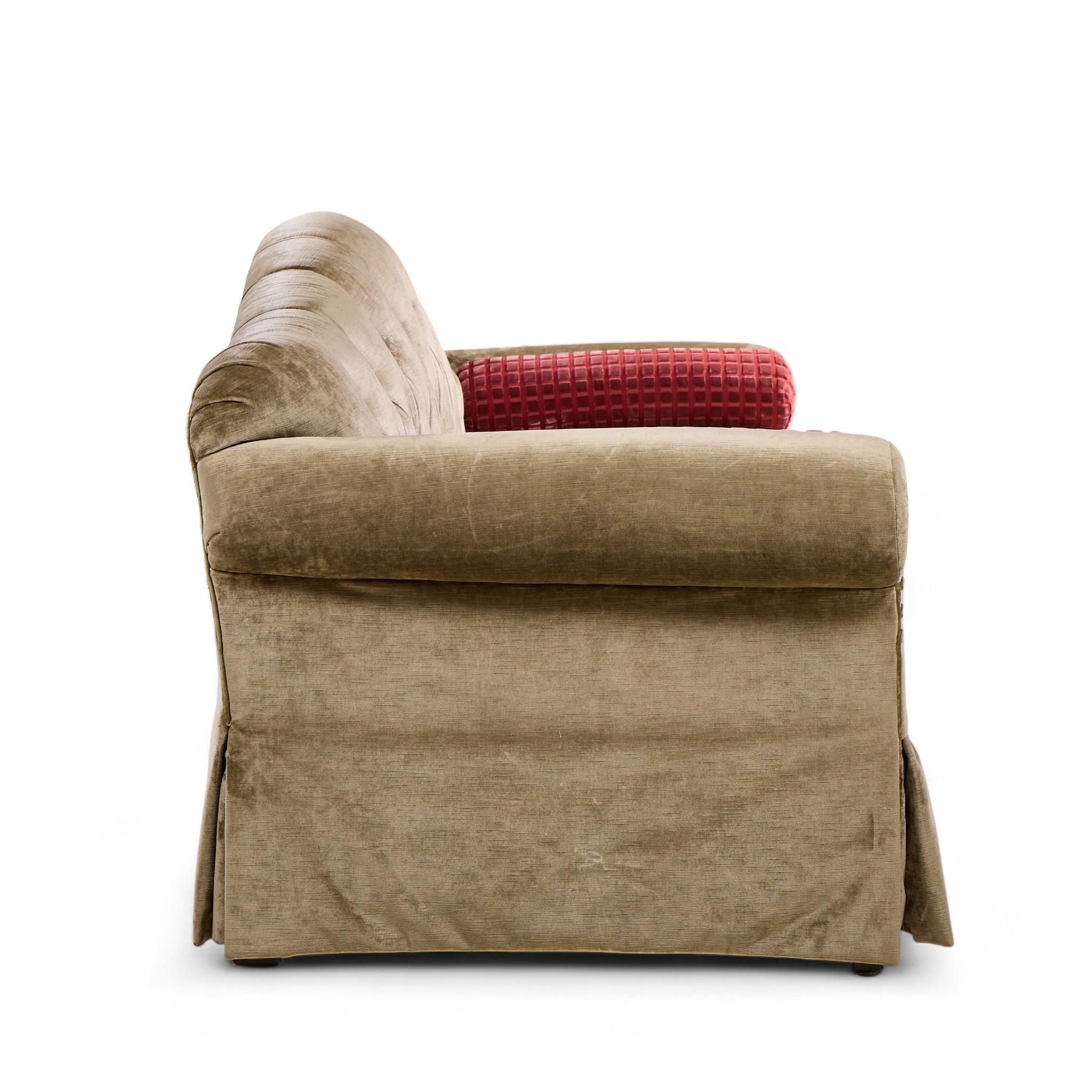 Thomas Pheasant for Baker Furniture Tufted Camel Back Sofa For Sale 1