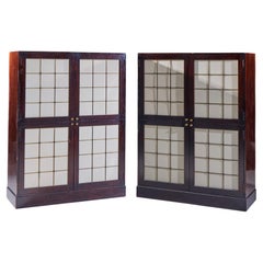 Thomas Pheasant per Baker Cabinet in mogano, ottone e pelle - Coppia Thomas Pheasant per Baker Cabinet in mogano, ottone e pelle - Coppia