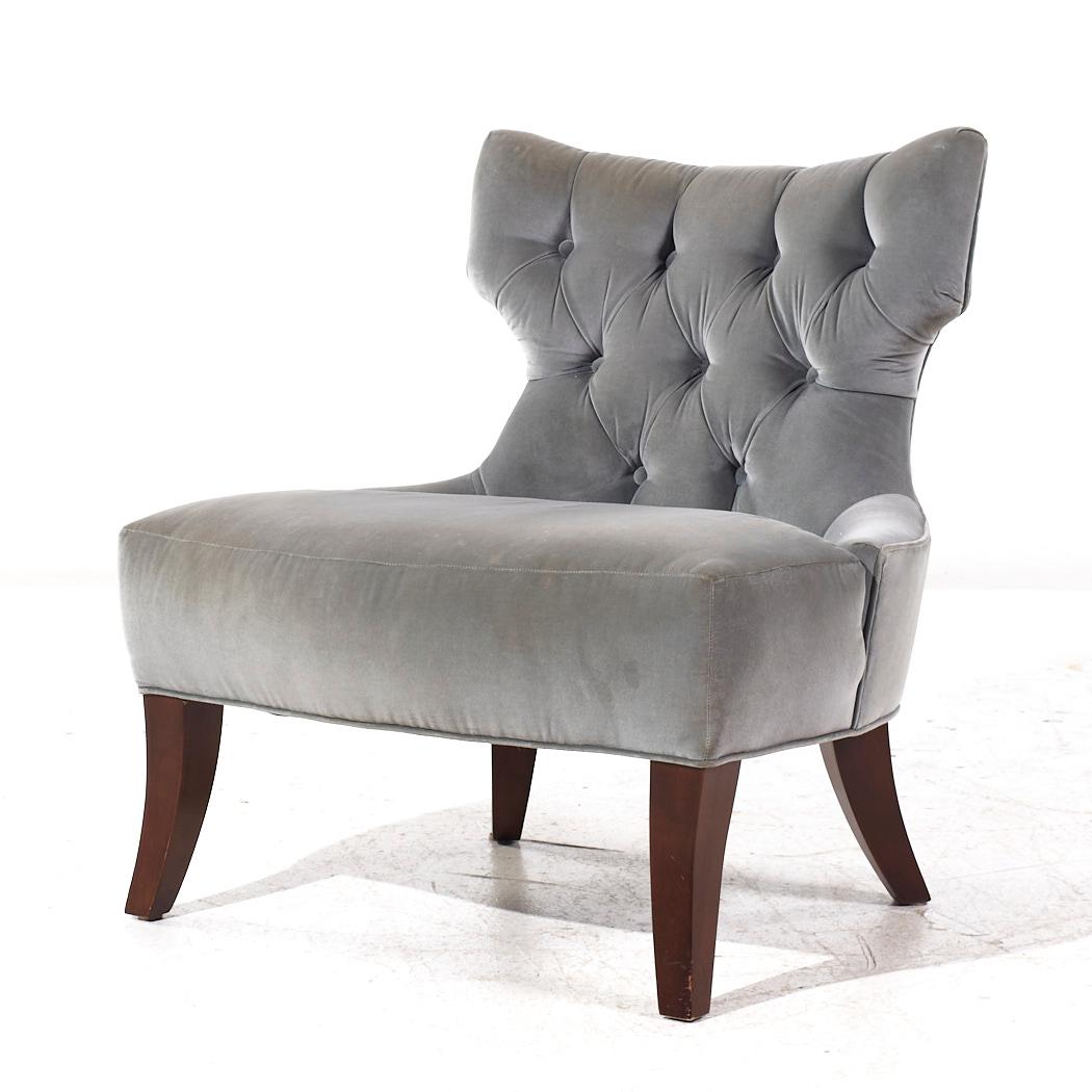 XXIe siècle et contemporain Thomas Pheasant for Baker Tufted Slipper Lounge Chairs - Paire en vente