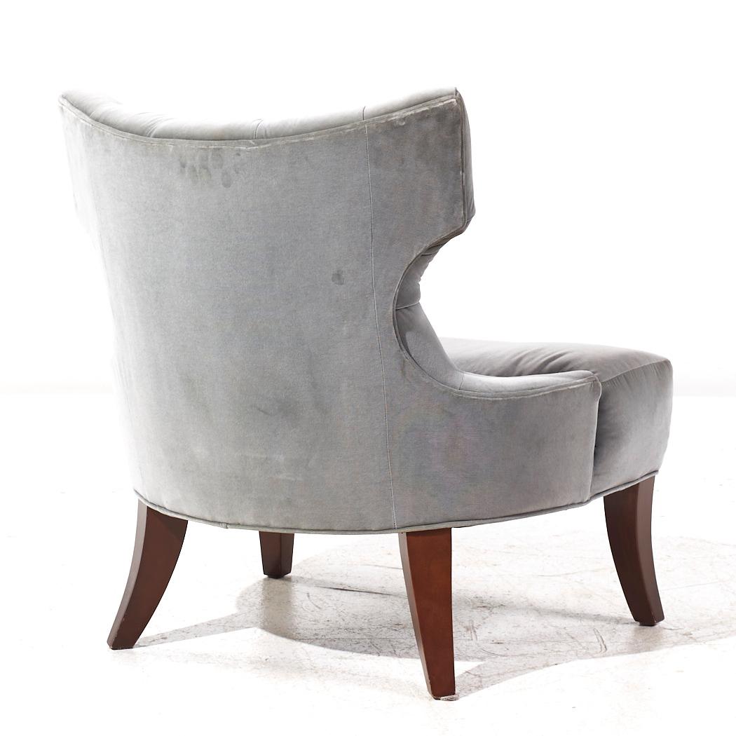 Tissu d'ameublement Thomas Pheasant for Baker Tufted Slipper Lounge Chairs - Paire en vente