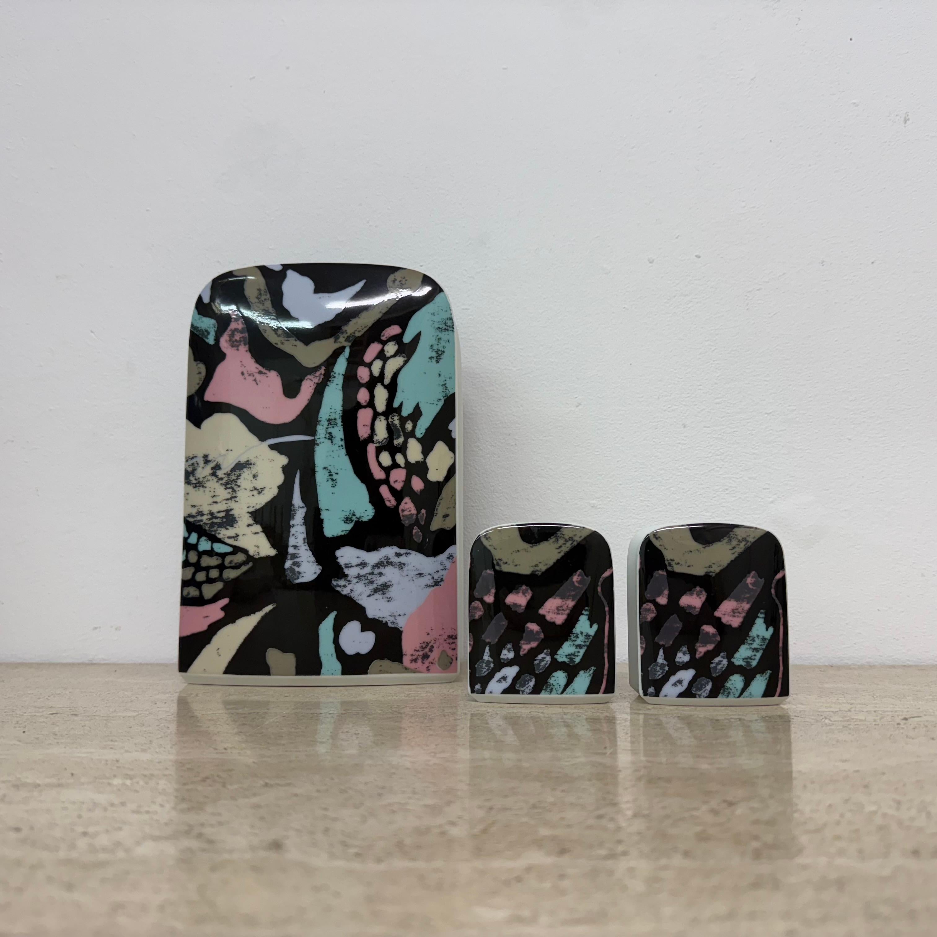 Post-Modern Thomas porcelain vase by Rosenthal and set of 2 candle holders, 1980’s memphis s For Sale