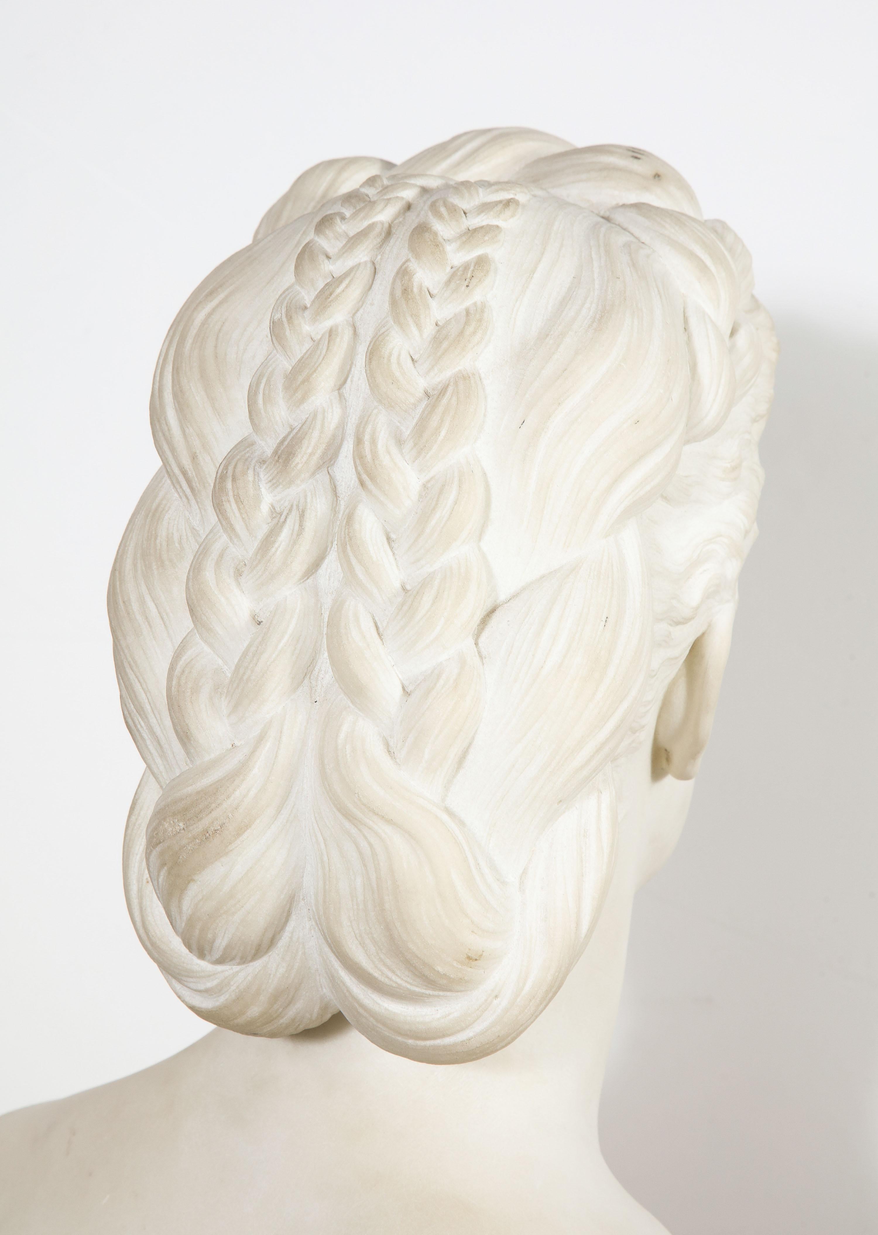 Thomas Ridgeway Gould, un rare buste en marbre blanc américain représentant une femme en vente 8