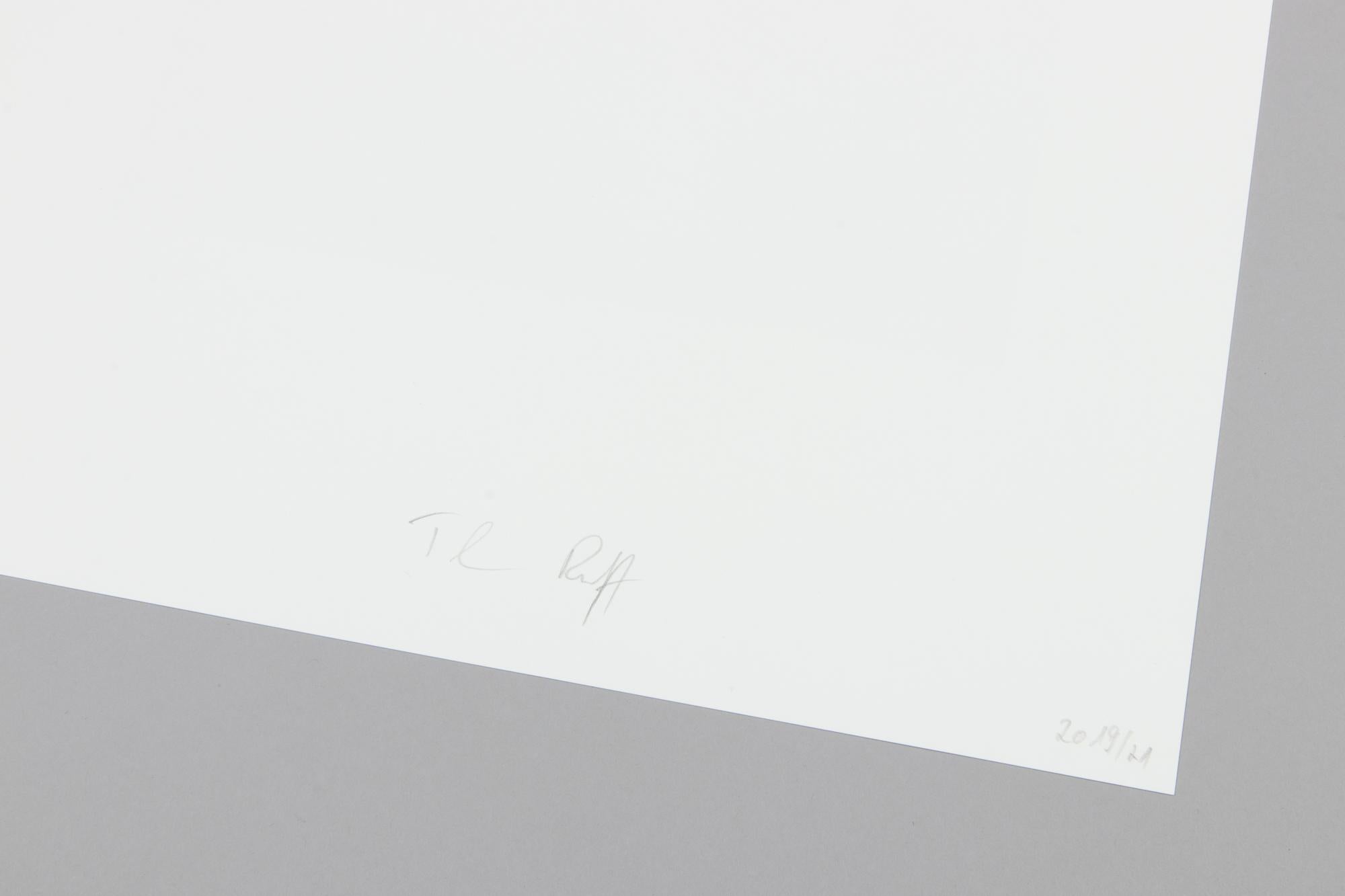 Thomas Ruff, Seerose - Stampa fotografica firmata, Arte contemporanea 2