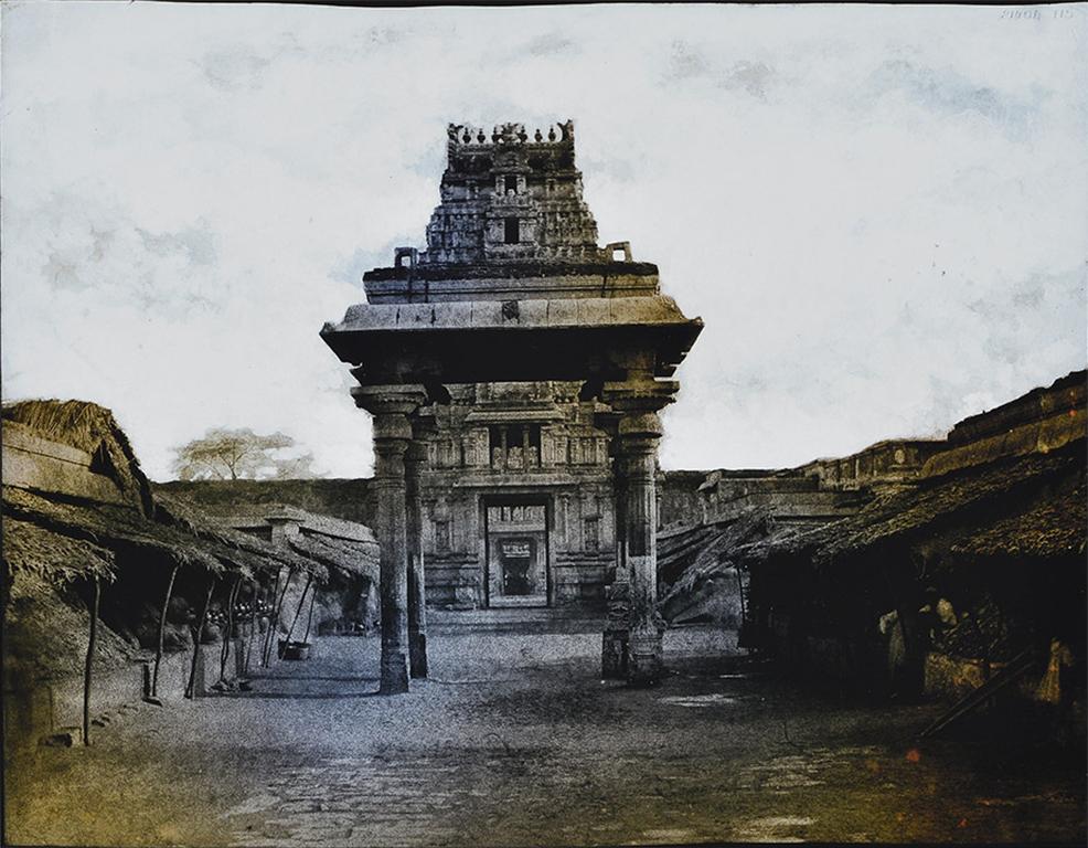Thomas Ruff - TRIPE 12 - 21. Jahrhundert, Moderne Fotografie Temple Myanmar Design