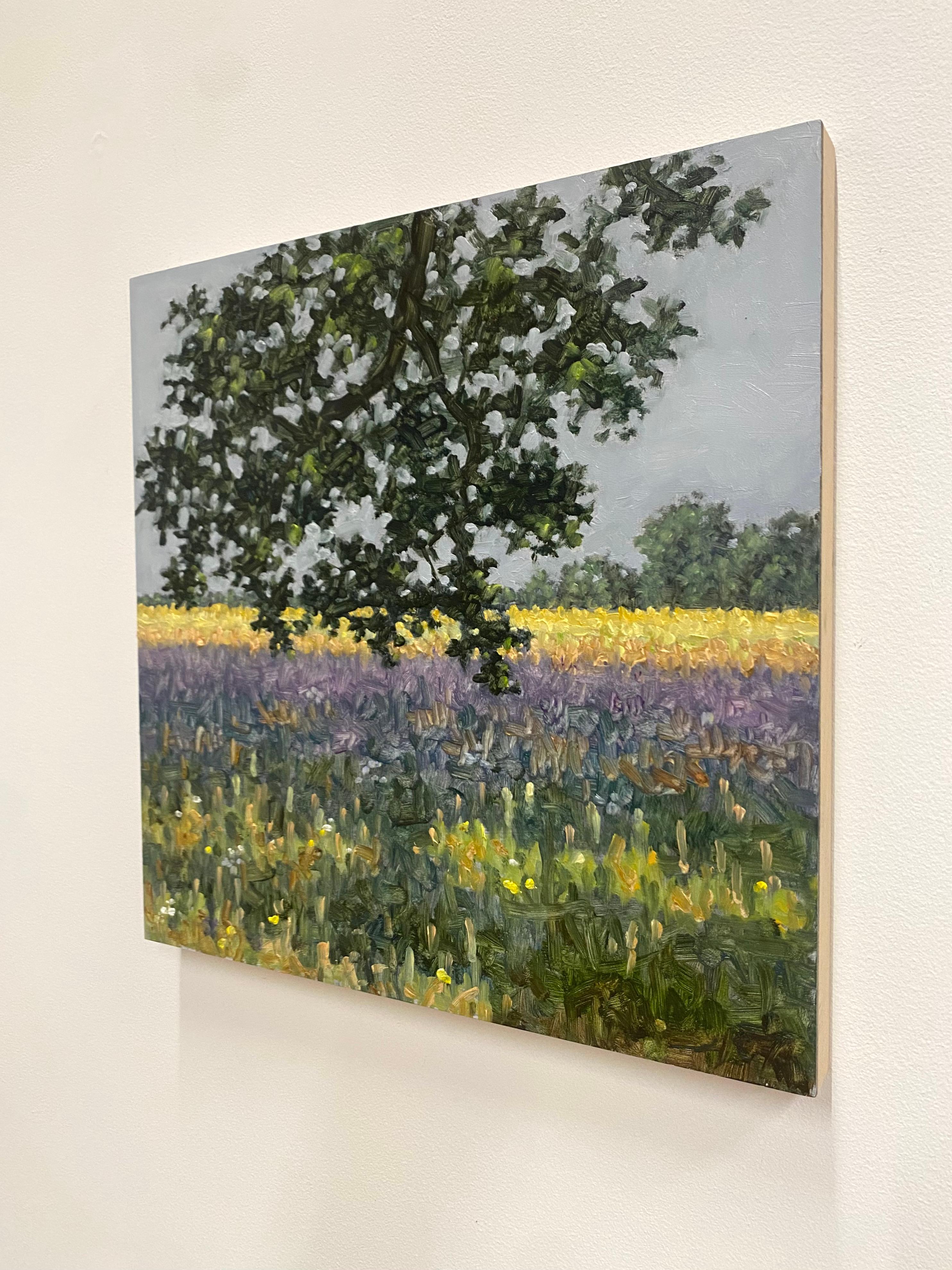 Feldgemälde 30. Juni 2022, Grüner Baum, goldenes Gras, lila Lavendelblüten im Angebot 8