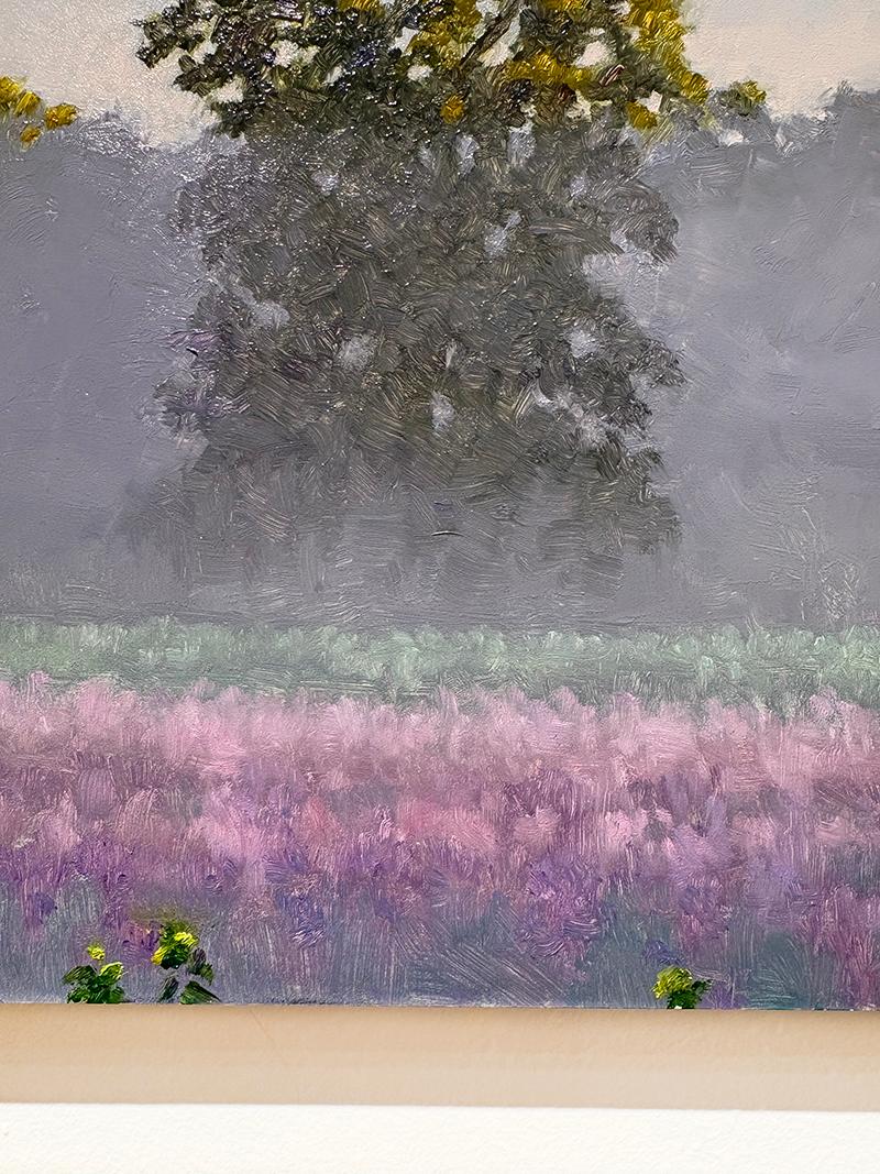 2 luglio: Paesaggio Plein Air dipinto a olio su tela con nebbia viola in estate - Landscape Painting Grigio di Thomas Sarrantonio