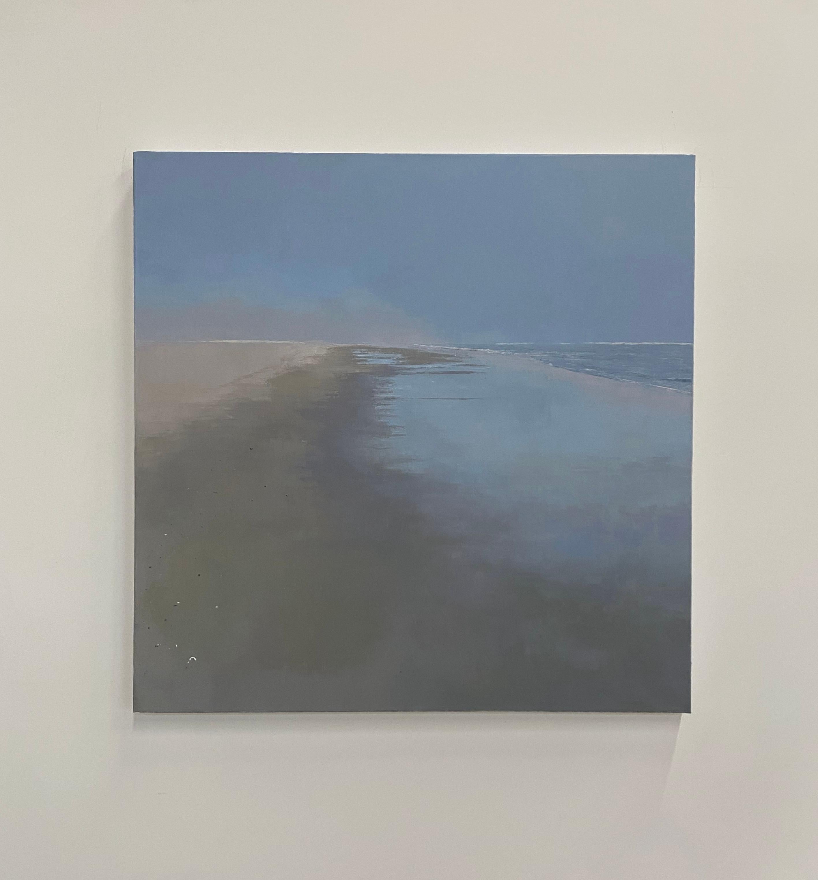 Paysage marin avec brouillard, plage, mer, gris, ciel bleu pâle, paysage de plage brumeux, océan - Painting de Thomas Sarrantonio