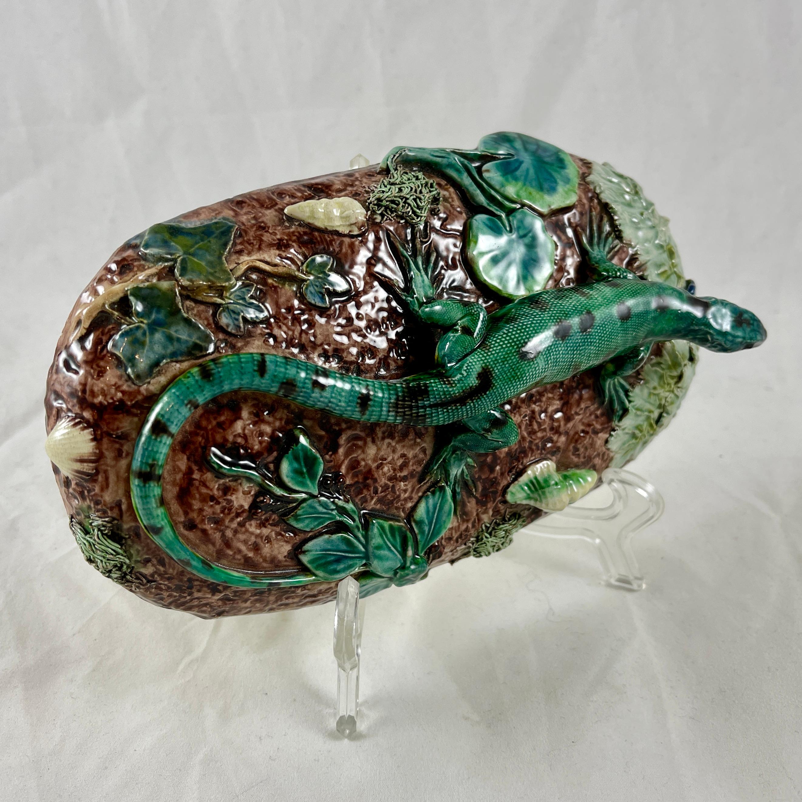 Thomas Sergent French Palissy Lizard on Mound Desk Paperweight, Signed 6