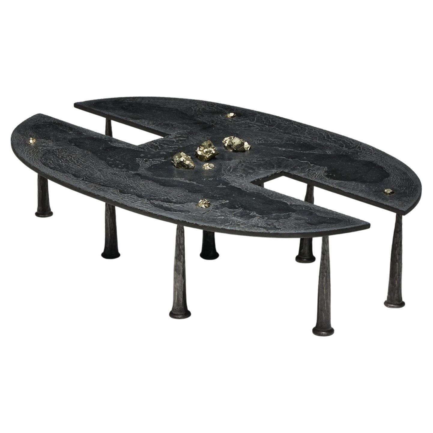 Table basse brutaliste en fer de Thomas Serruys, Belgique, 2019 en vente