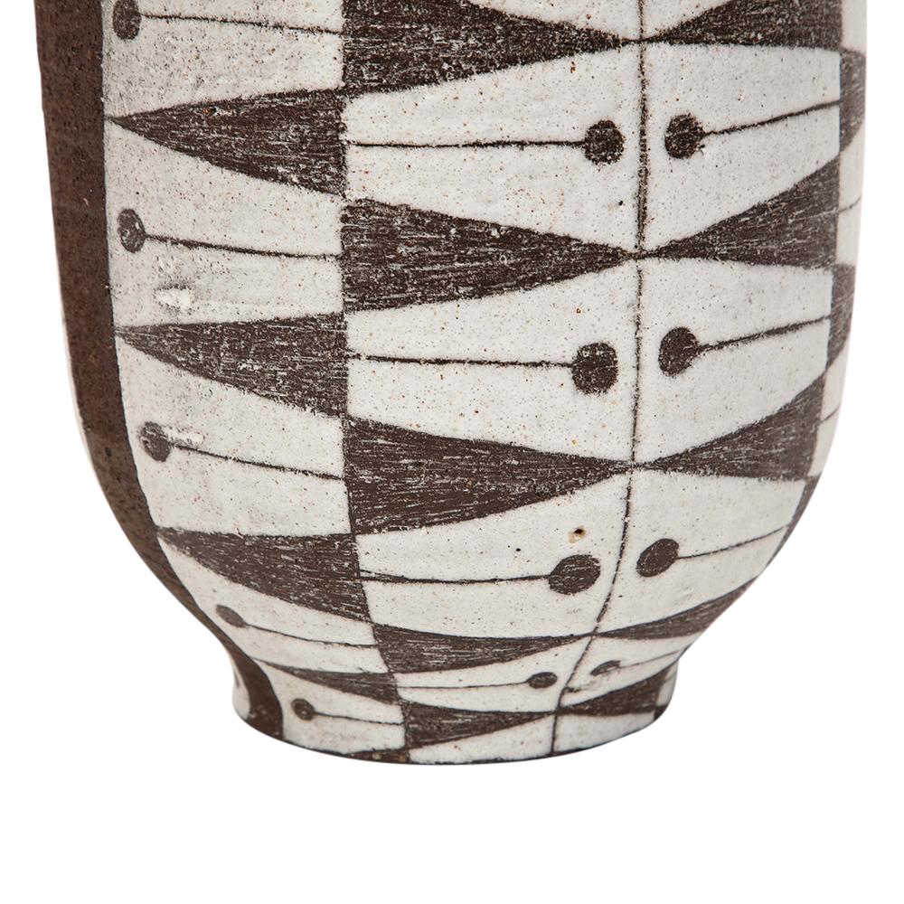 Thomas Toft Vase, Ceramic, White, Brown, Abstract, Geometric, Signed For Sale 9