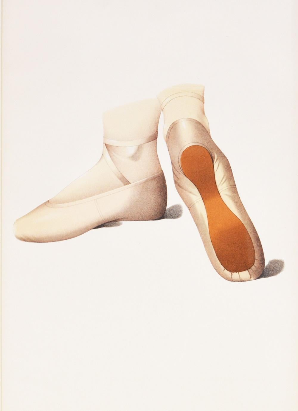 Illustration von Ballett-Slippers (Beige), Still-Life Print, von Thomas Watson Greig