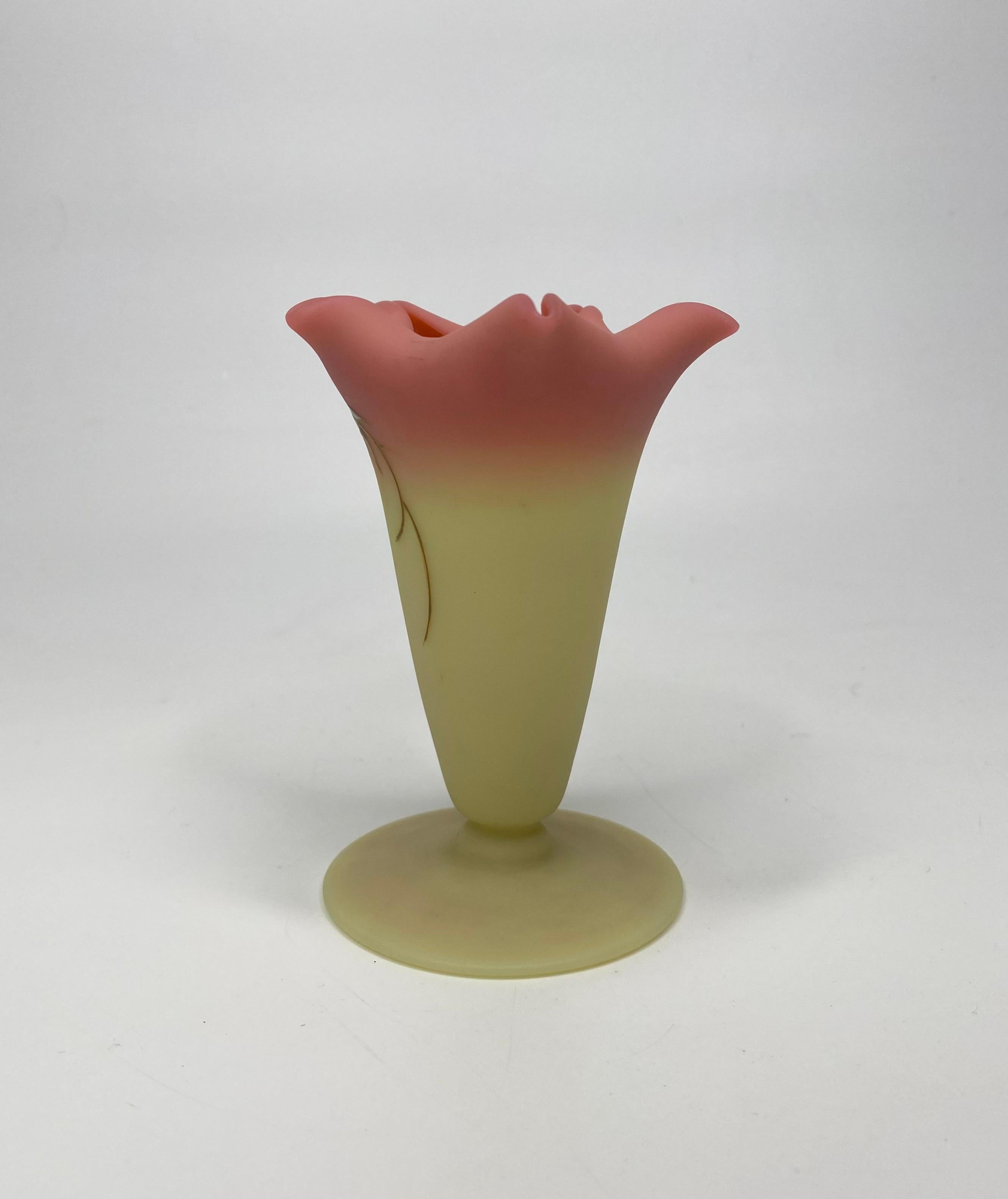 Victorian Thomas Webb & Sons Burmese glass vase, c. 1900.