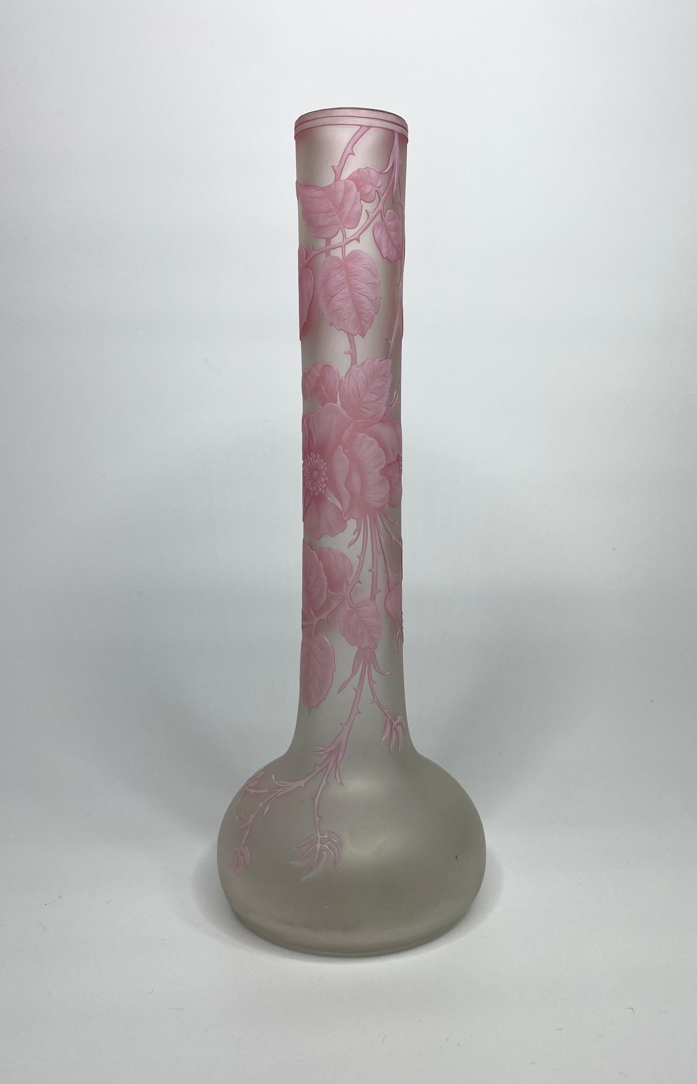 Thomas Webb & Sons Cameo Glass Vase, Briar Rose, C. 1880 6