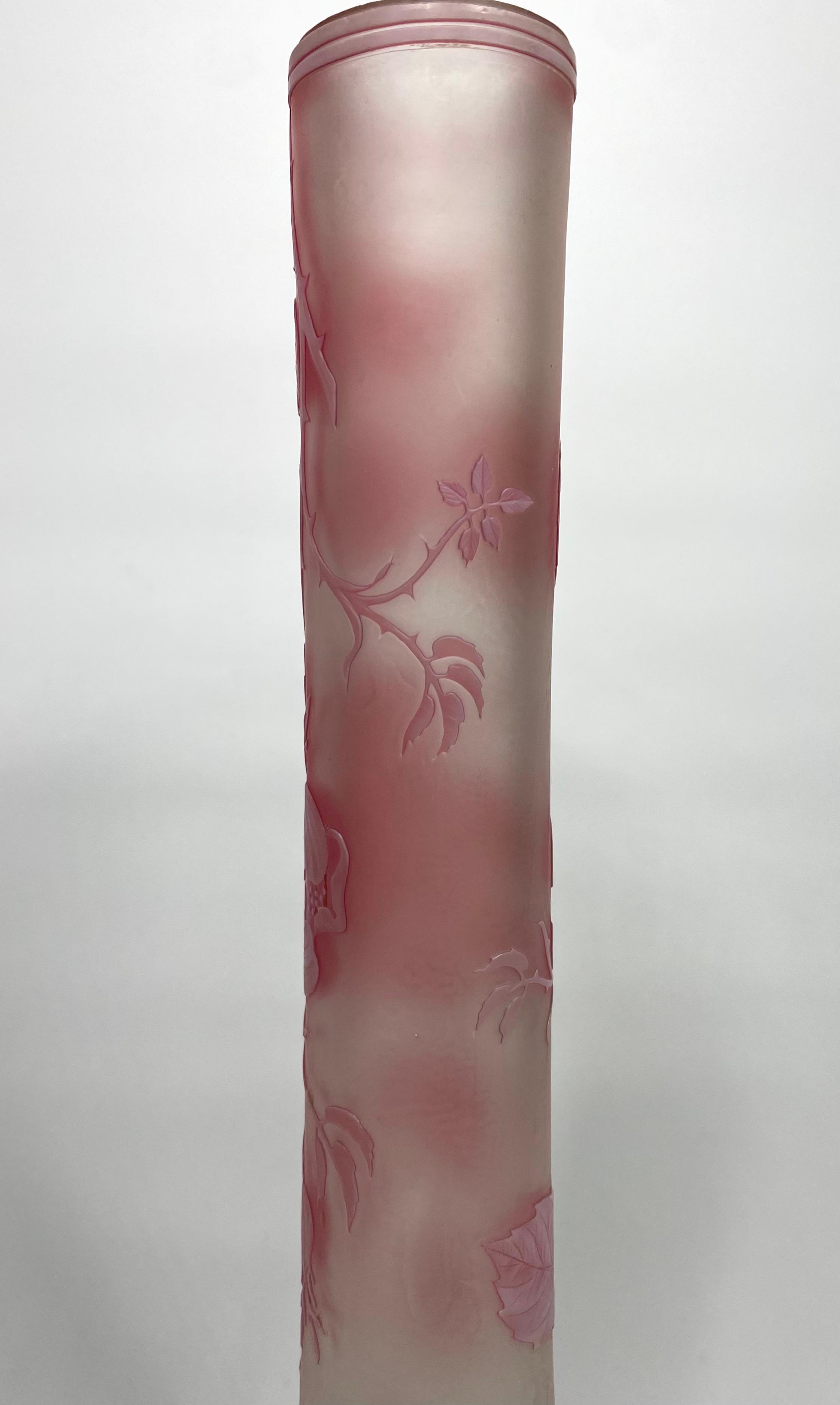 19th Century Thomas Webb & Sons Cameo Glass Vase, Briar Rose, C. 1880