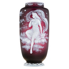 Jarrón Thomas Webb & Sons Cameo Luna de George Woodall
