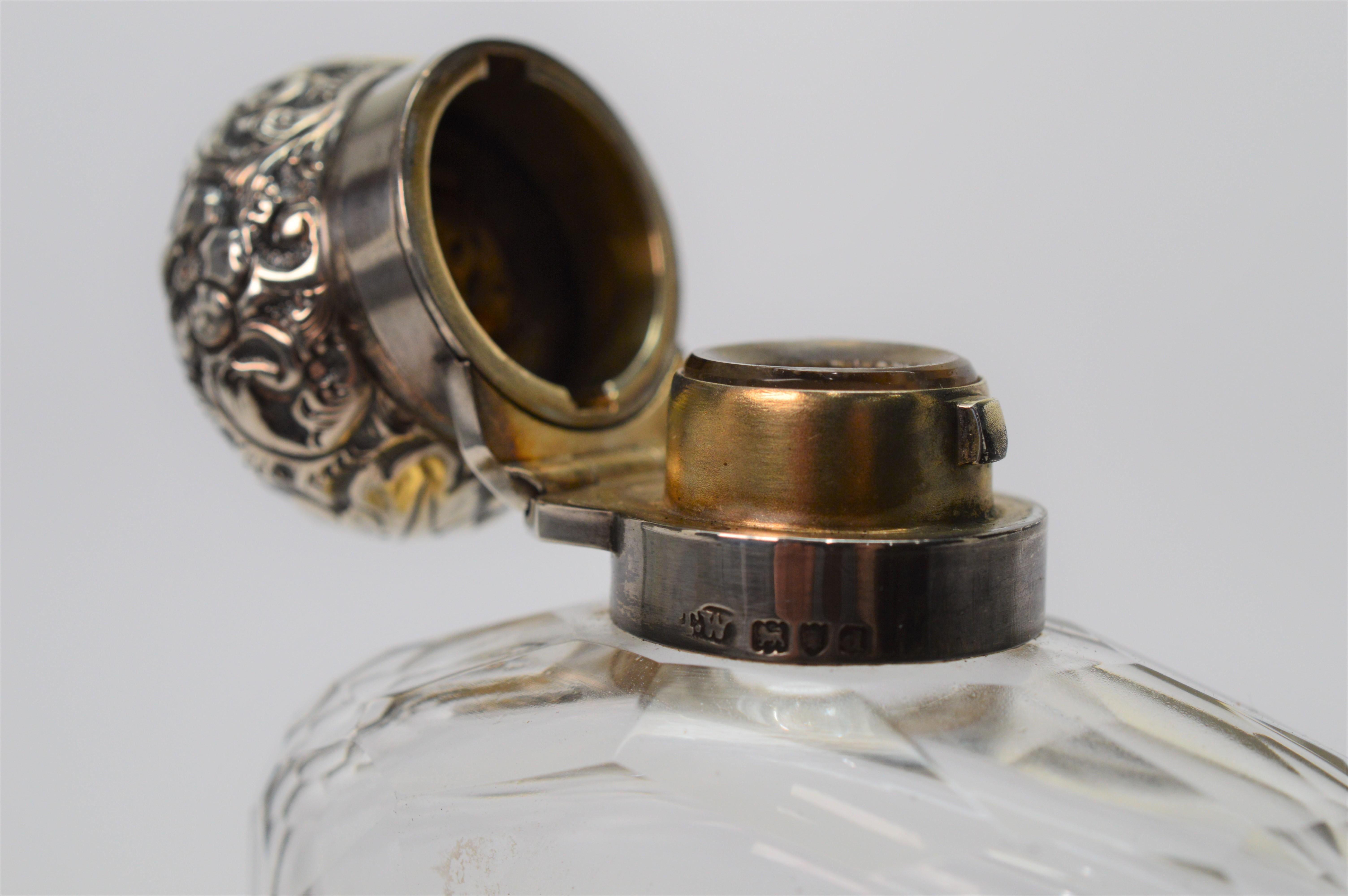 Flask anglais ancien en verre plombé en argent sterling de Thomas Wimbush en vente 3