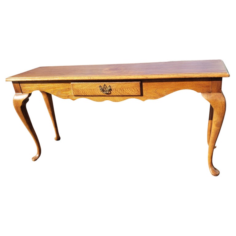 Thomasville Queen Anne Console Table
