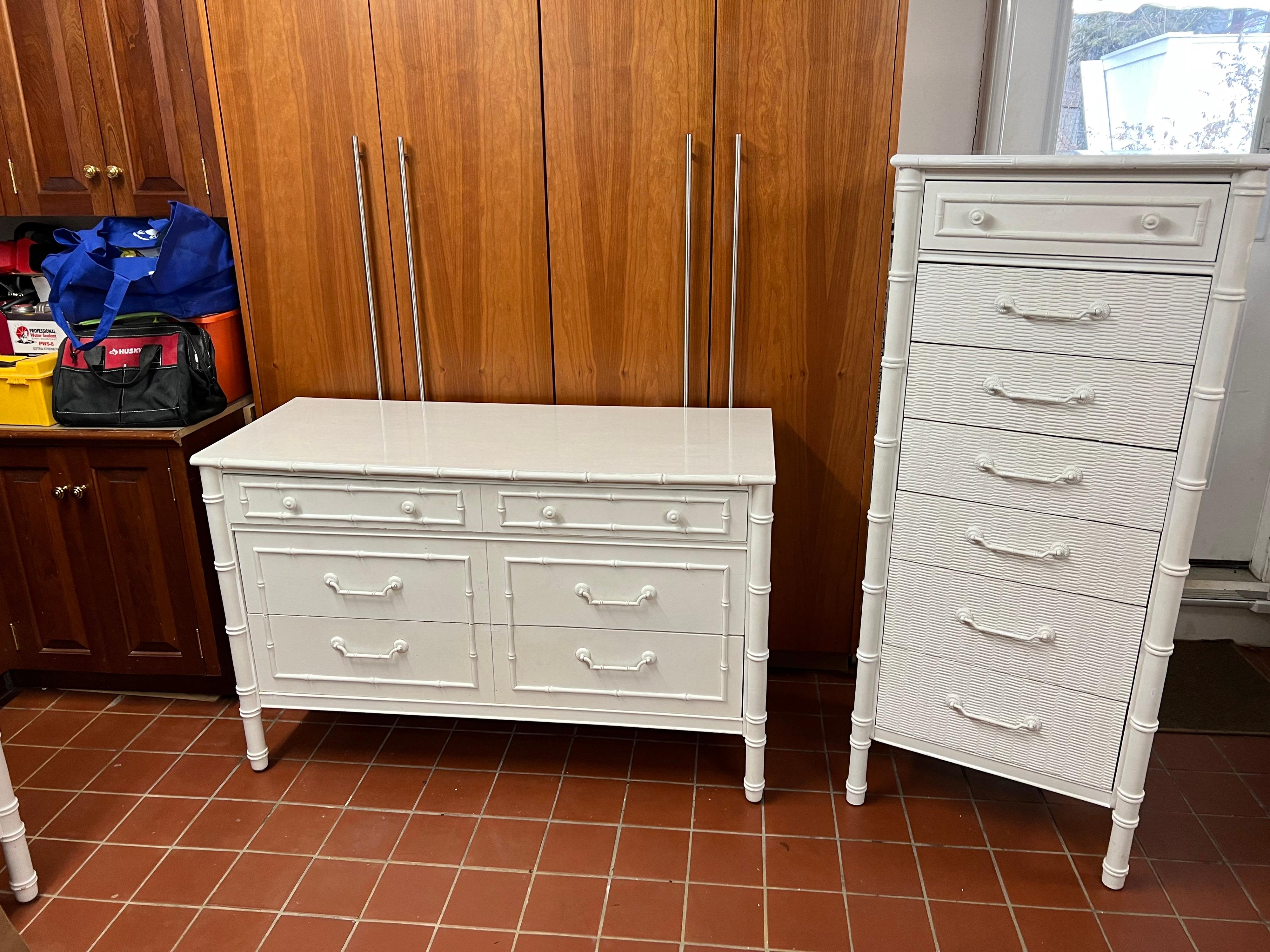 Late 20th Century Vintage Thomasville Allegro Style Chest of Drawers