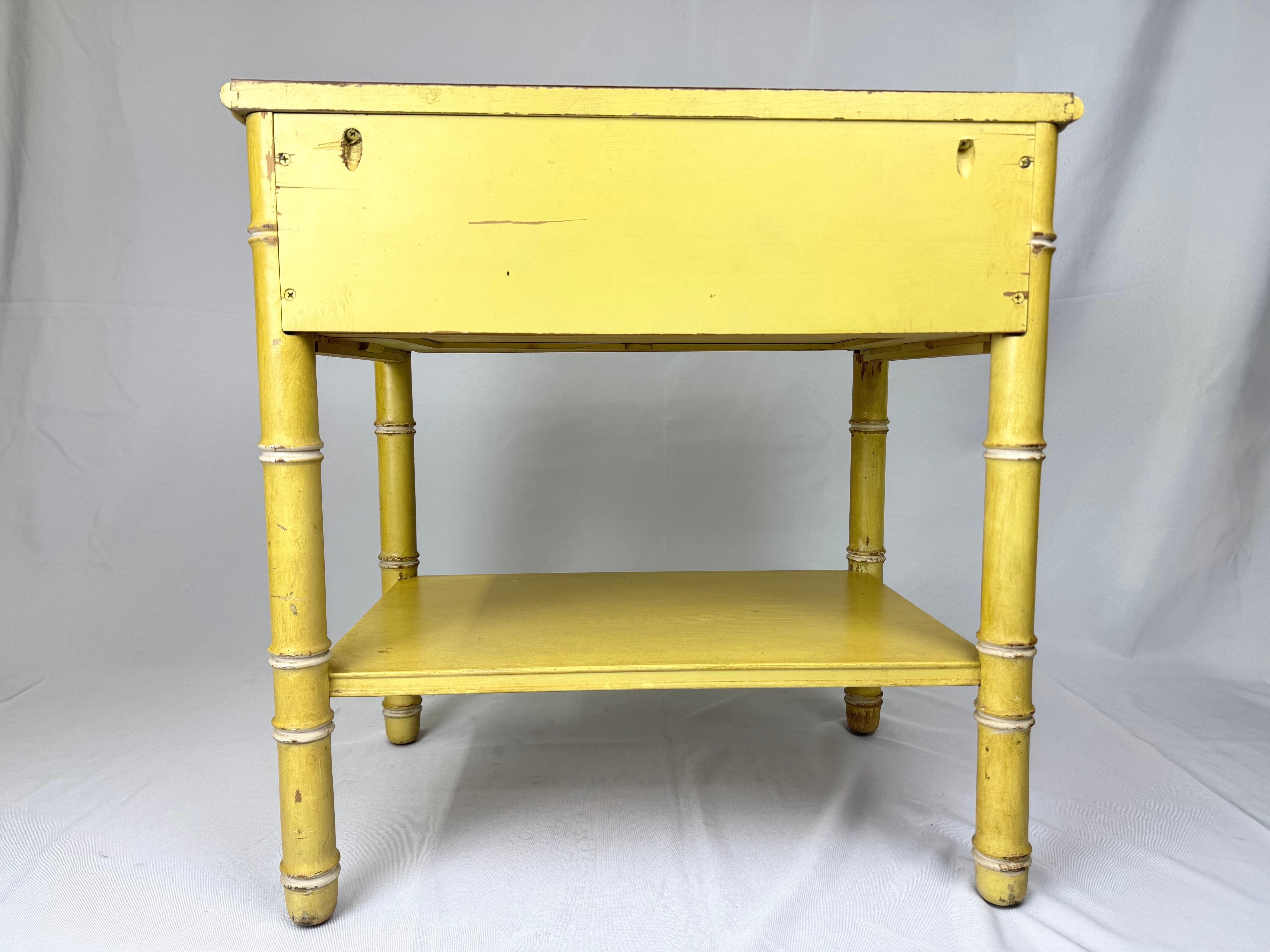 Thomasville Allegro  Table ou table de nuit faux bambou en vente 6