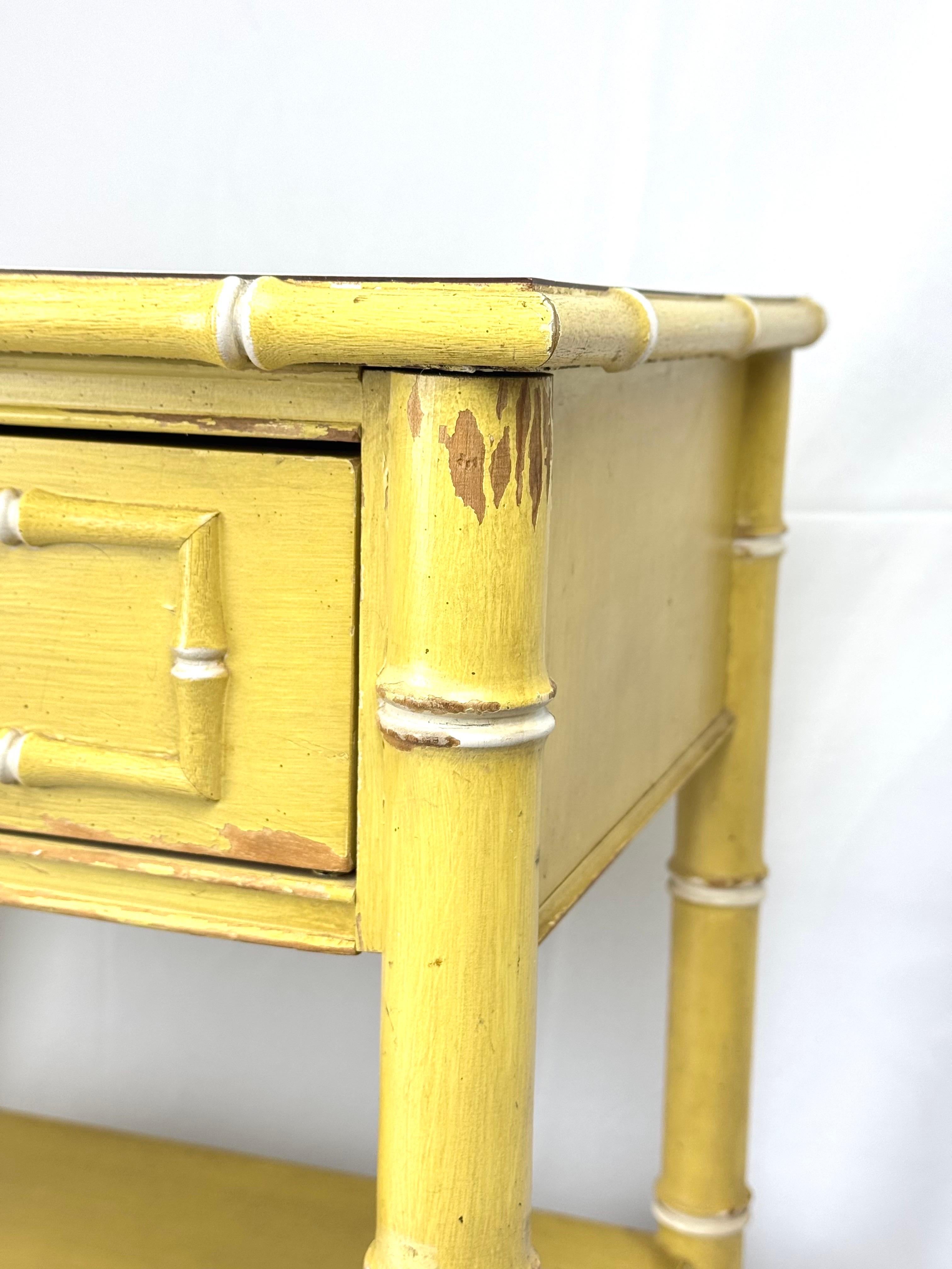 Thomasville Allegro  Table ou table de nuit faux bambou en vente 9