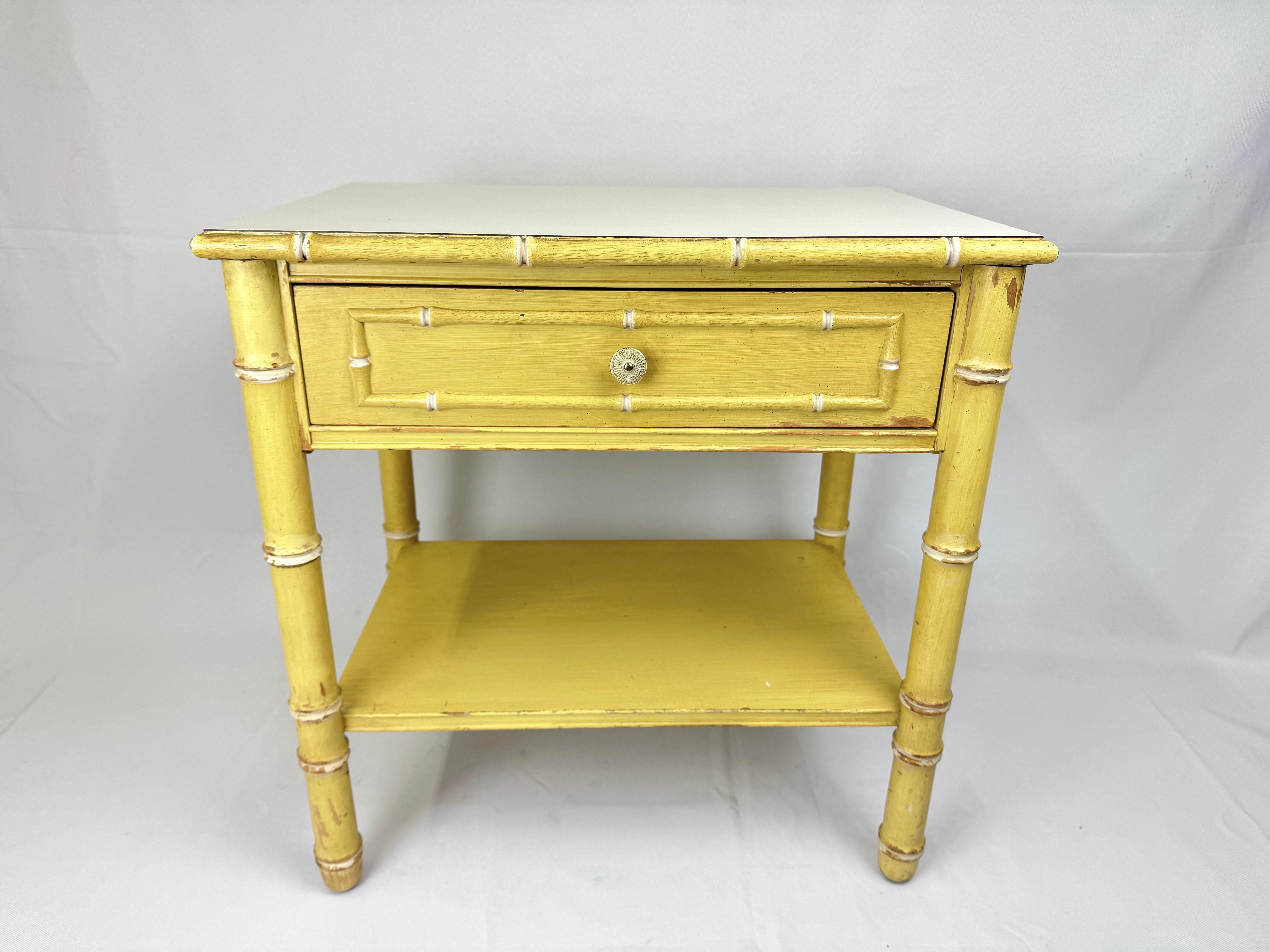 Thomasville Allegro  Table ou table de nuit faux bambou en vente 2