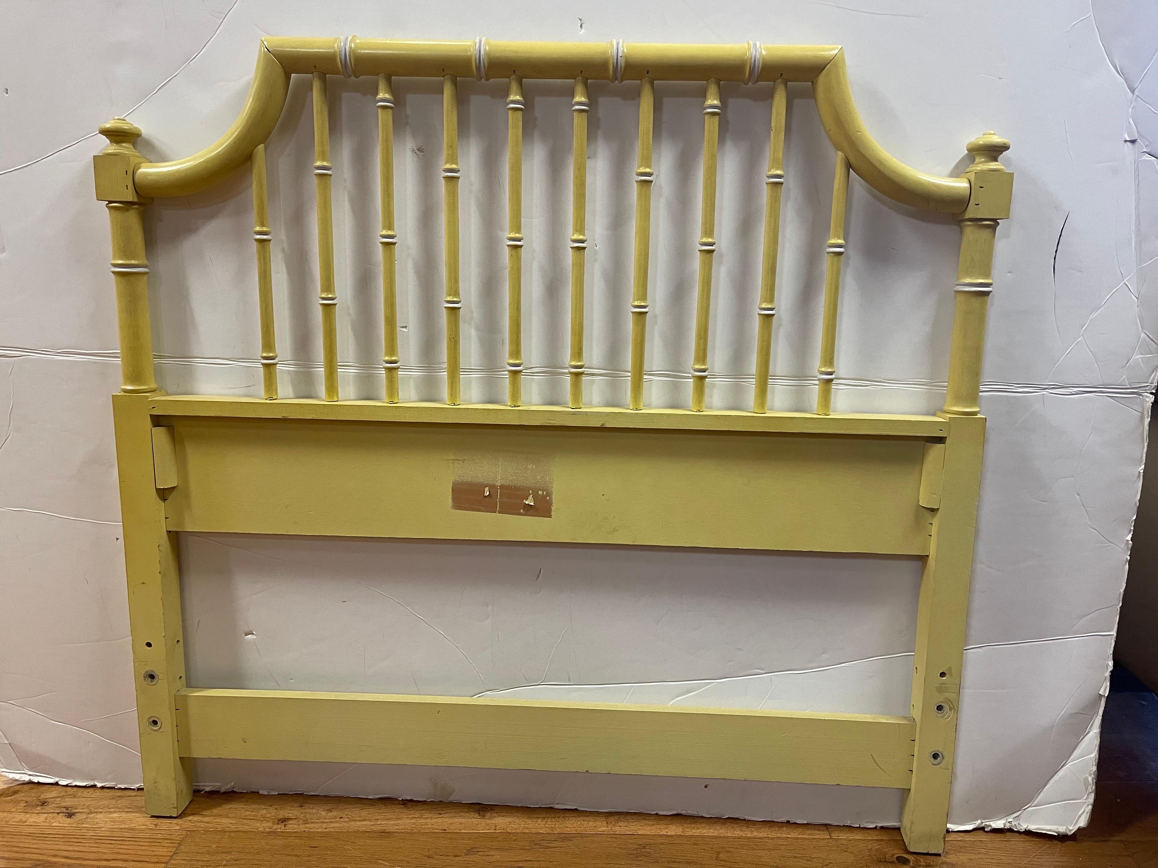 Thomasville Allegro Mid century Modern Faux Bamboo Twin Headboard Only In Good Condition For Sale In West Hartford, CT