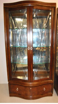 Thomasville Bogart Collection "Bel Air" Mahogany Curio China Display Cabinet