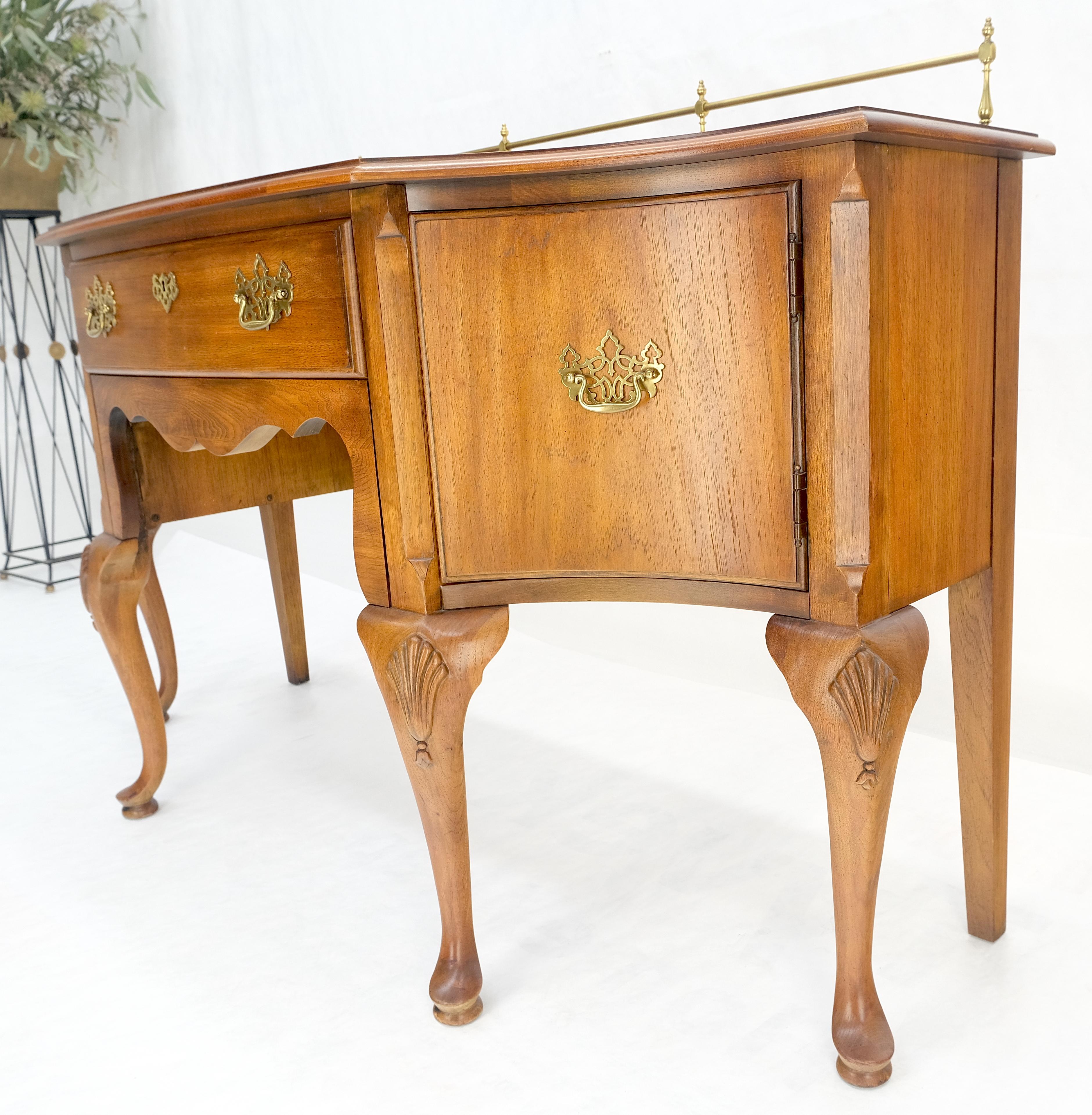 Thomasville Brass Gallery Back Banded Top Light Walnut Sideboard MINT For Sale 2