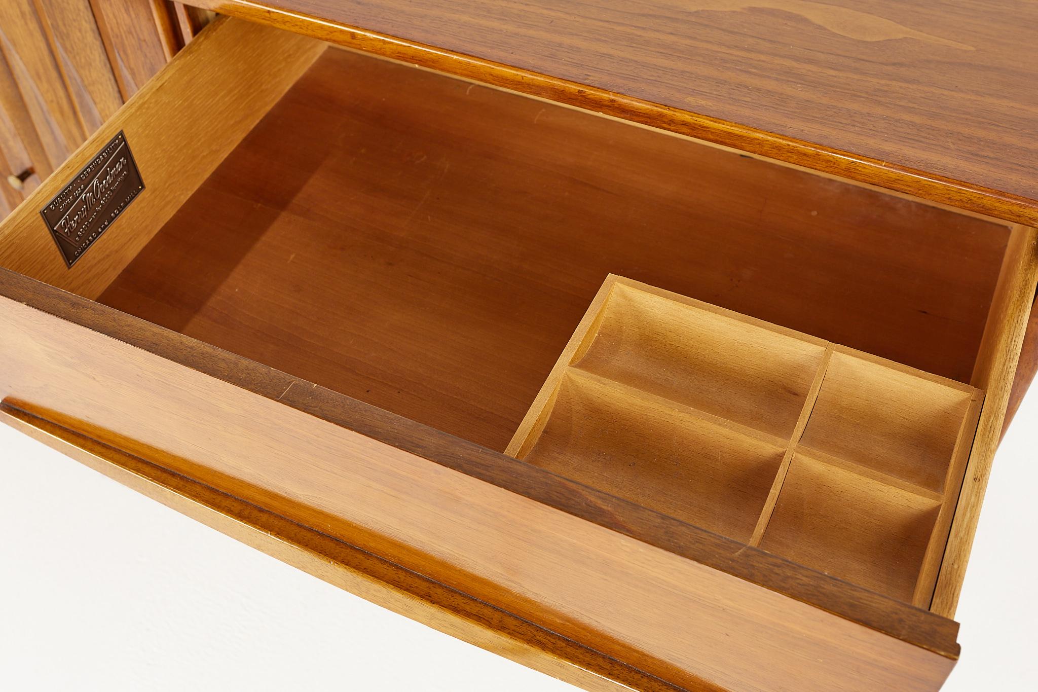 Thomasville Brutalist Mid Century Walnut Lowboy Dresser 9
