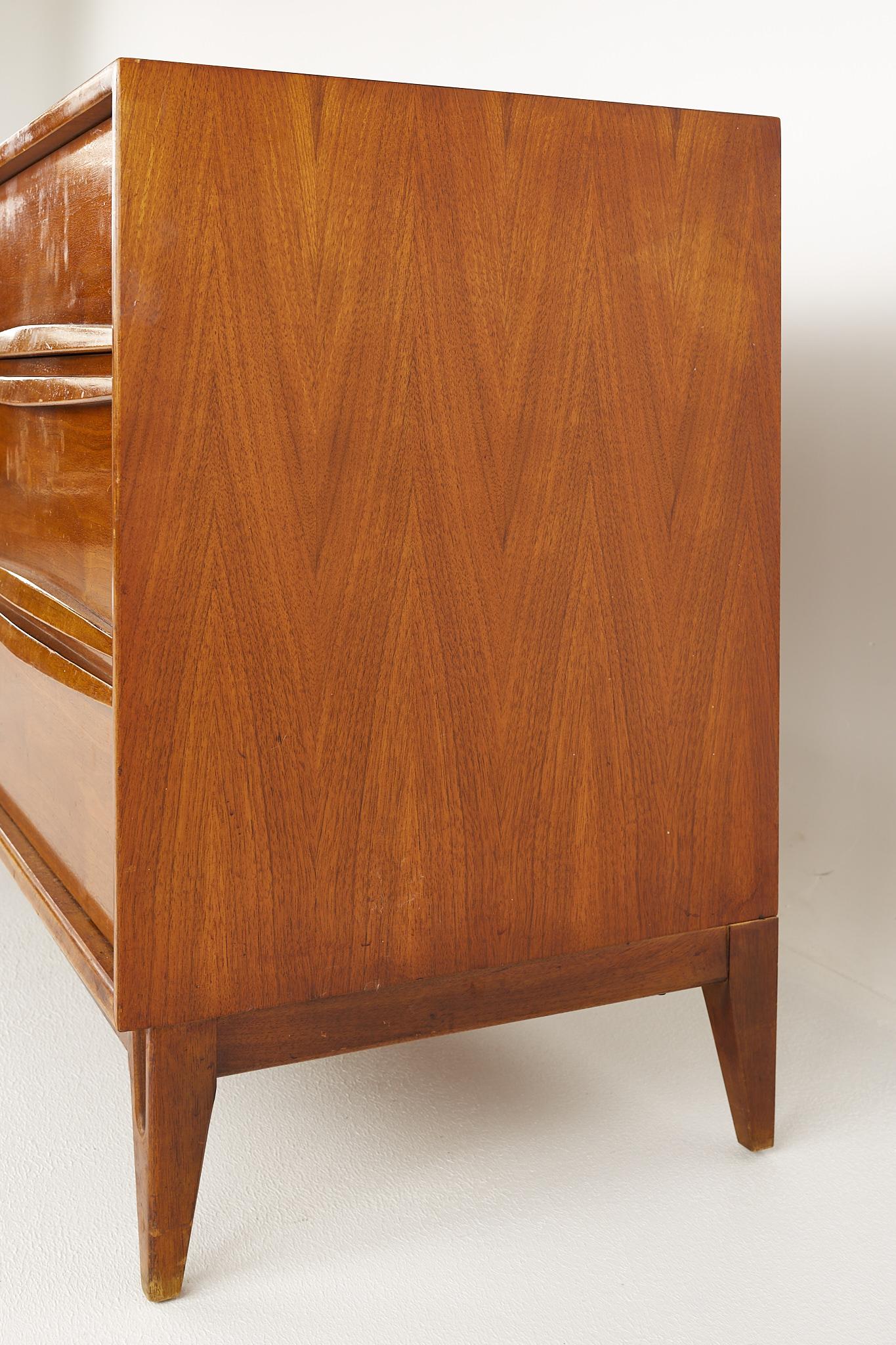 Late 20th Century Thomasville Brutalist Mid Century Walnut Lowboy Dresser
