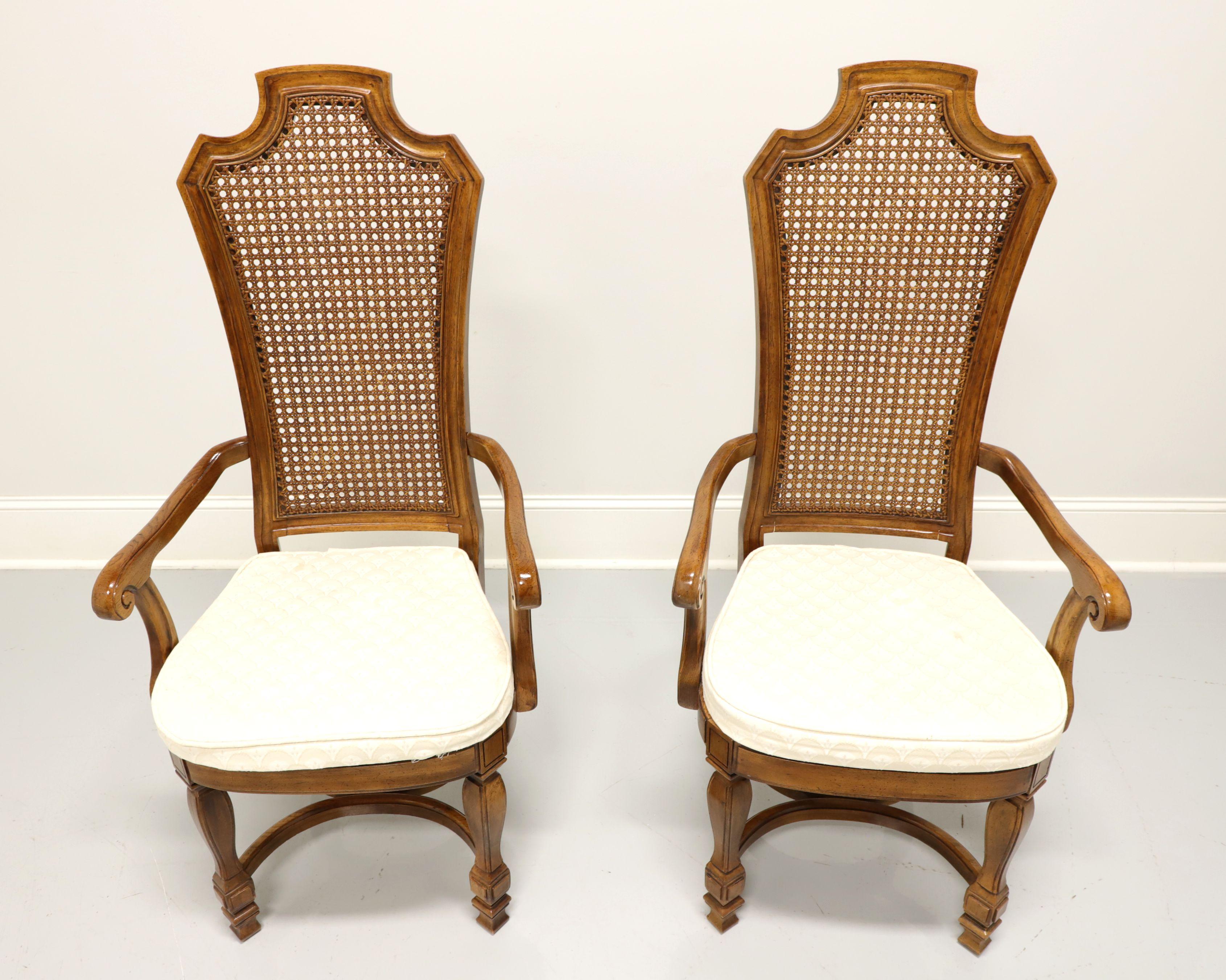 thomasville dining chairs