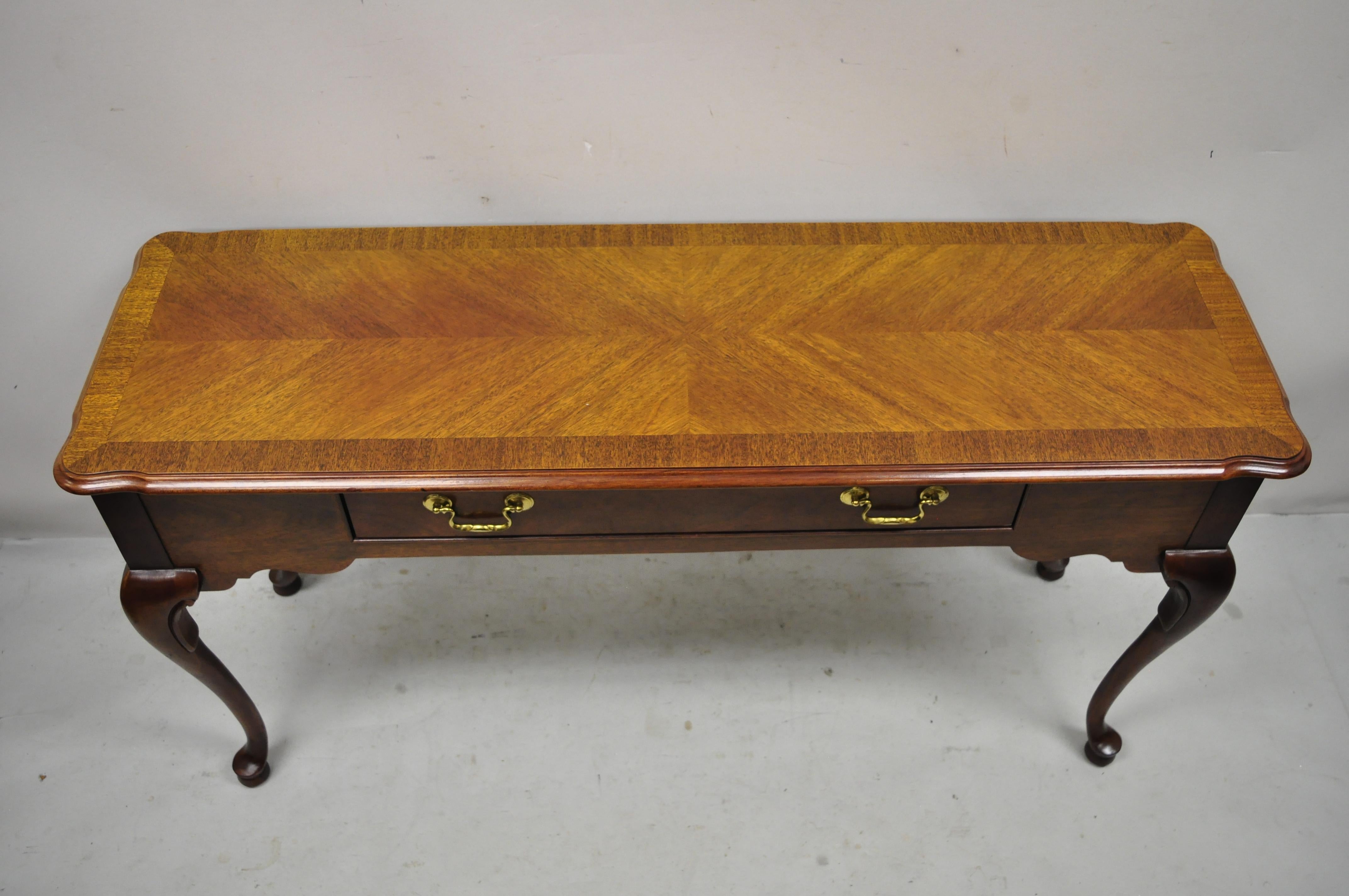 thomasville sofa table