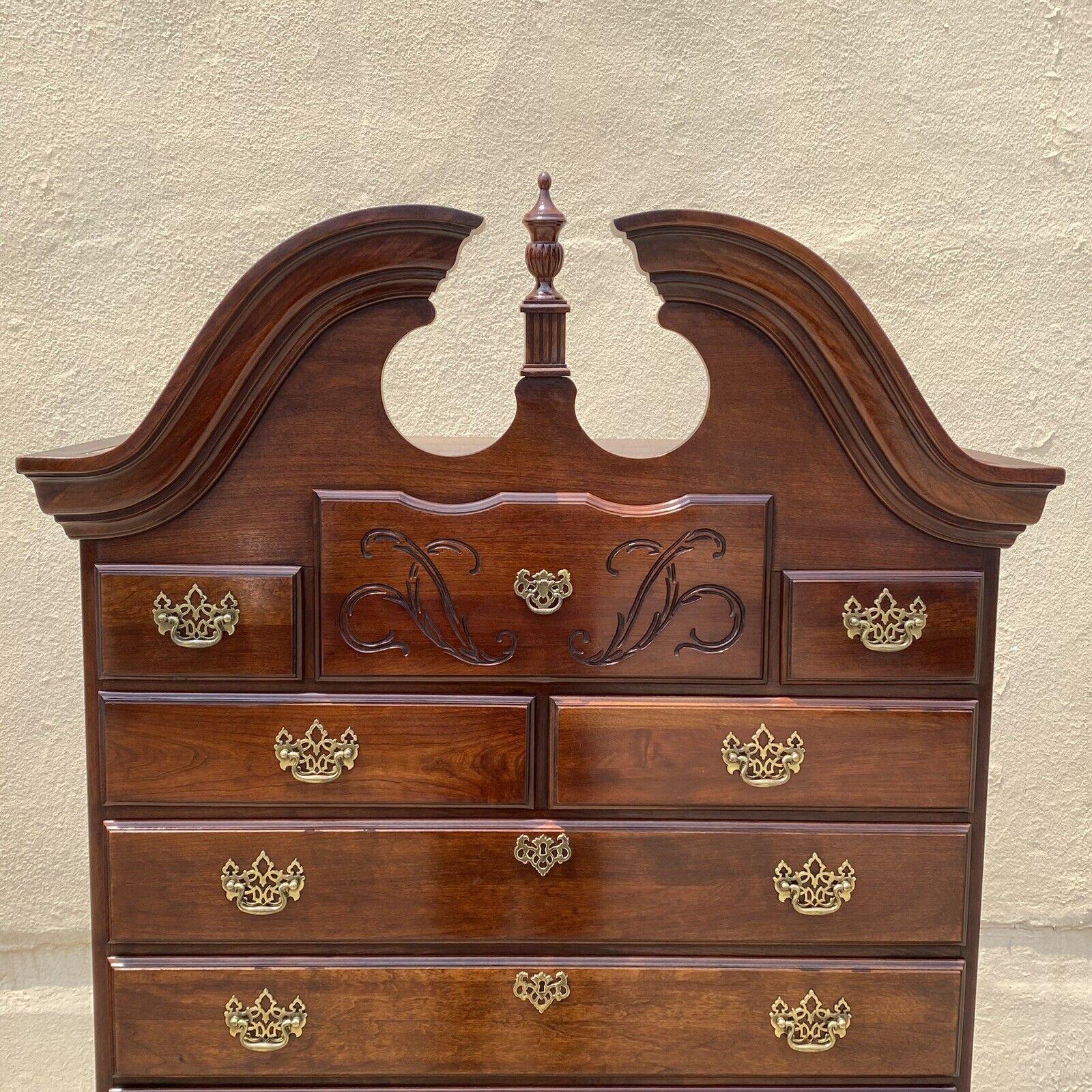 Thomasville Cherry Wood Queen Anne Style Highyboy Tall Chest Dresser In Good Condition For Sale In Philadelphia, PA