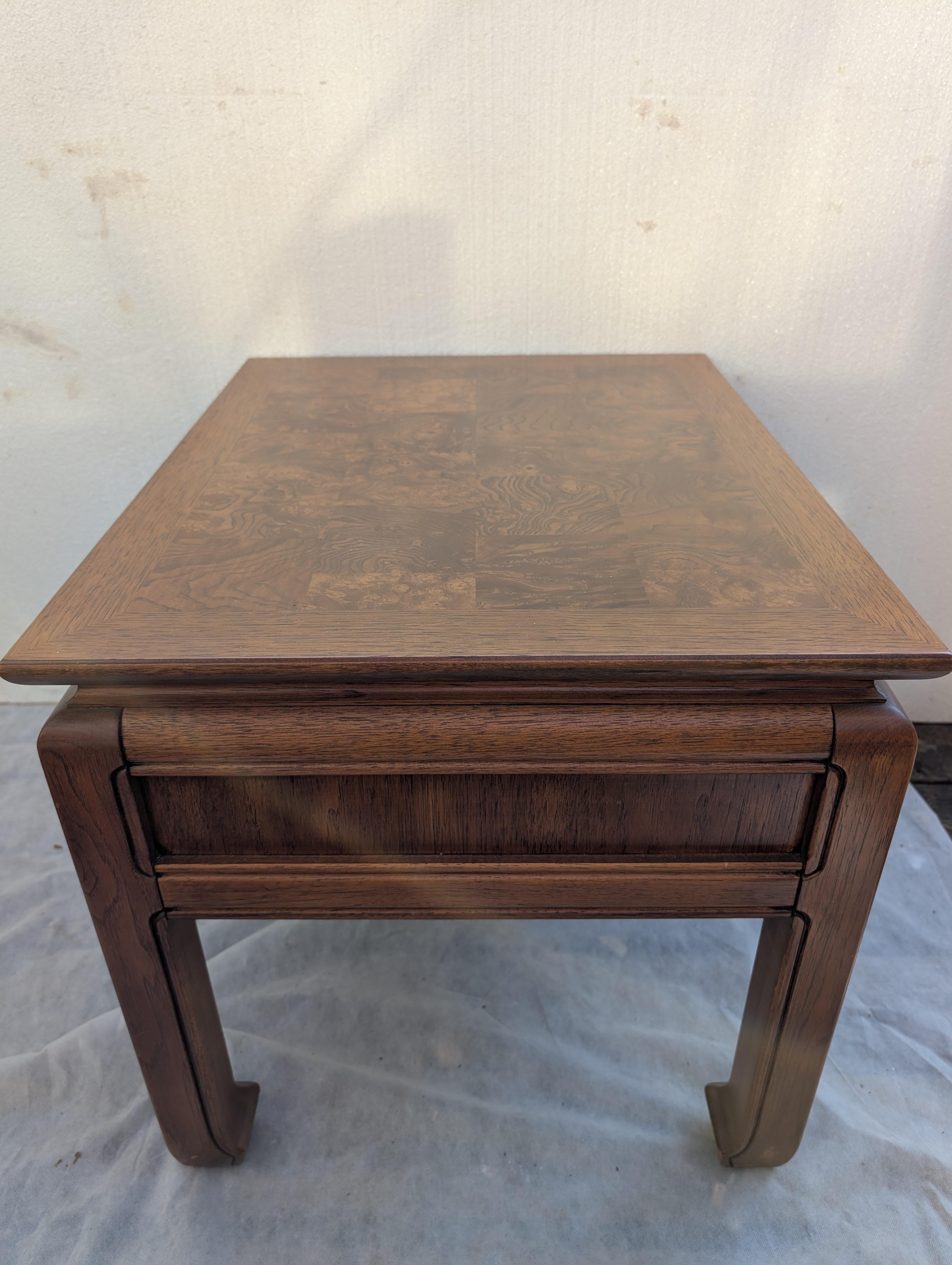 Table Pagode à plateau en bois d'ébène de style Chinoiserie de Thomasville en vente 14