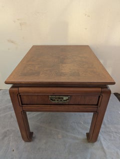 Tavolo stile pagoda con piano in legno di betulla di Thomasville