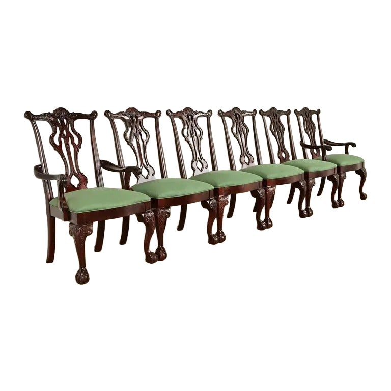 Thomasville Chippendale-Esszimmerstühle aus geschnitztem Mahagoni, 6er-Set im Angebot