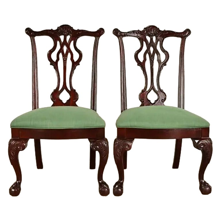 What is a Chippendale style chair?