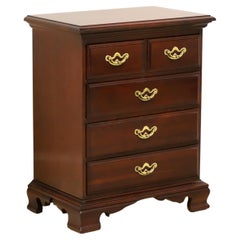 Vintage THOMASVILLE Collectors Cherry Chippendale Nightstand Bedside Chest