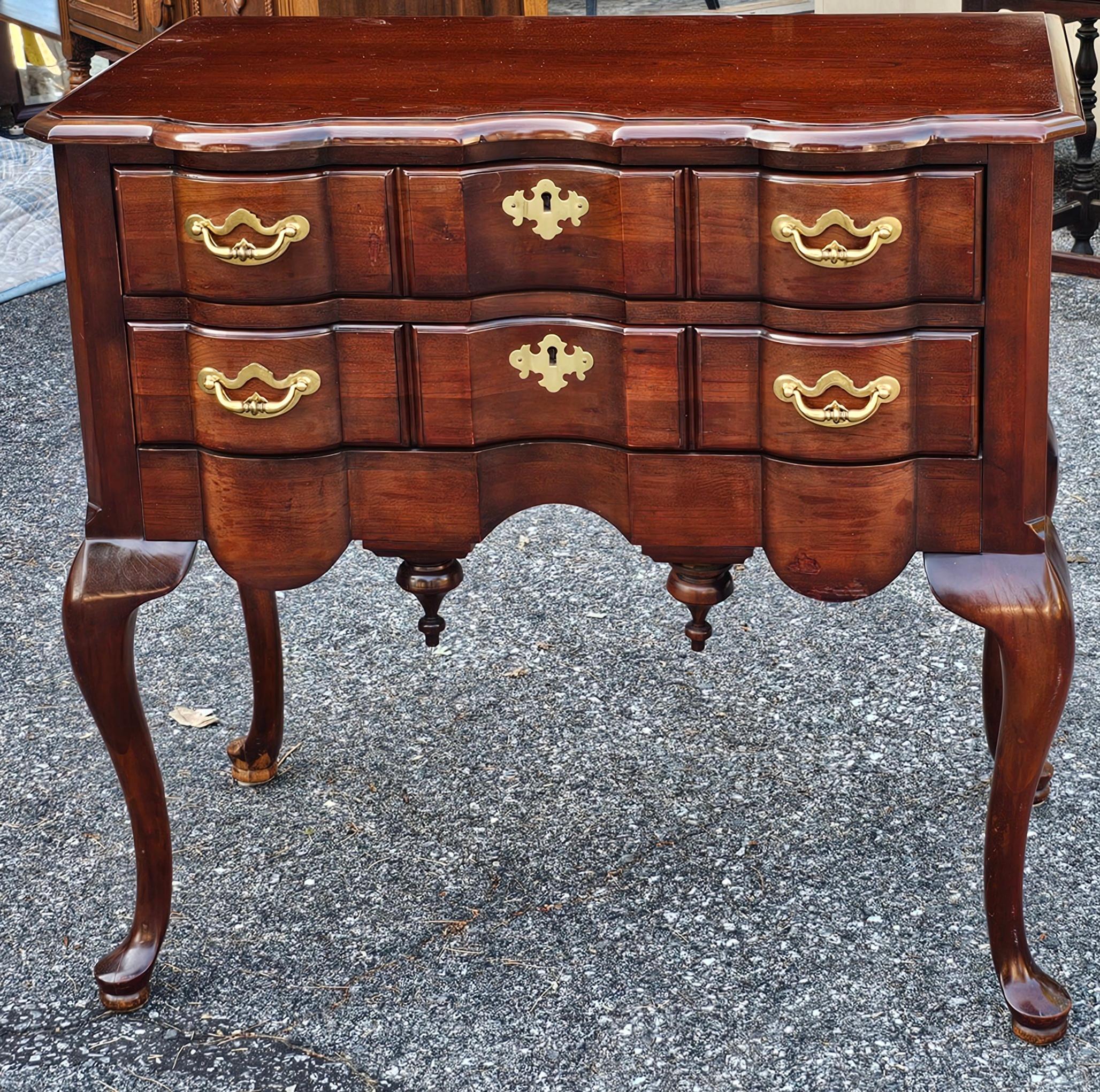 Thomasville Collector's Cherry Silver Anniversary Blockfront Lowboy In Good Condition For Sale In Germantown, MD