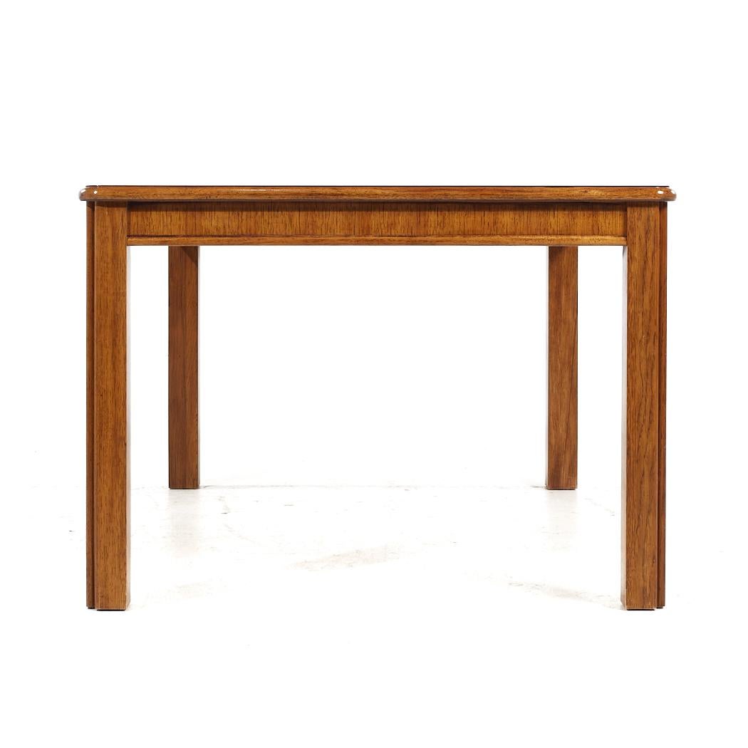 Modern Thomasville Contemporary Walnut Expanding Dining Table with 2 Leaves For Sale