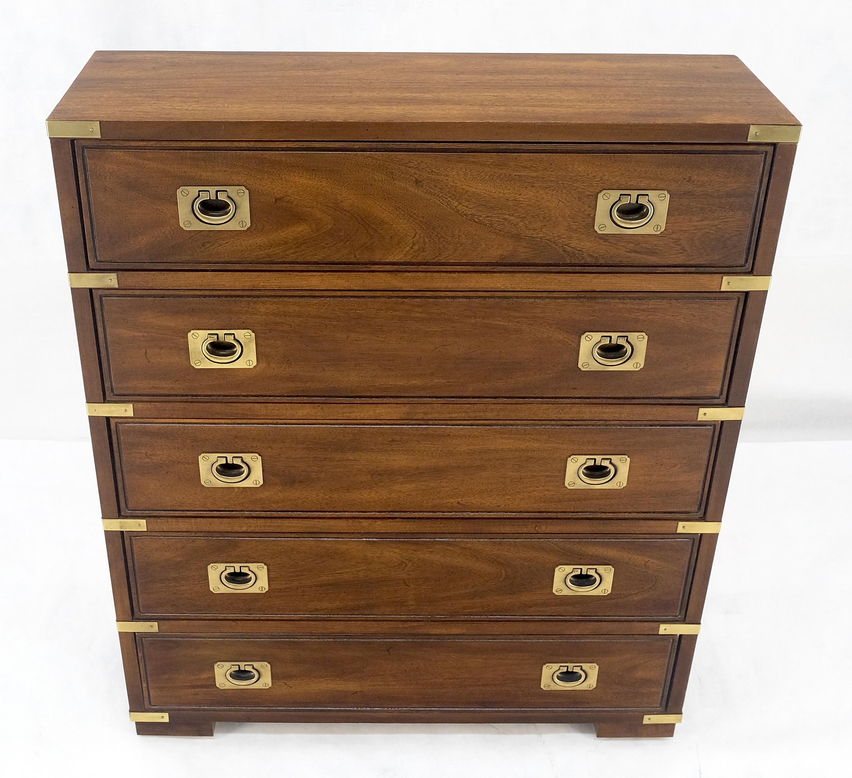 Stile Campaign Thomasville Fine Shallow Low Profile 5 Drawer 34