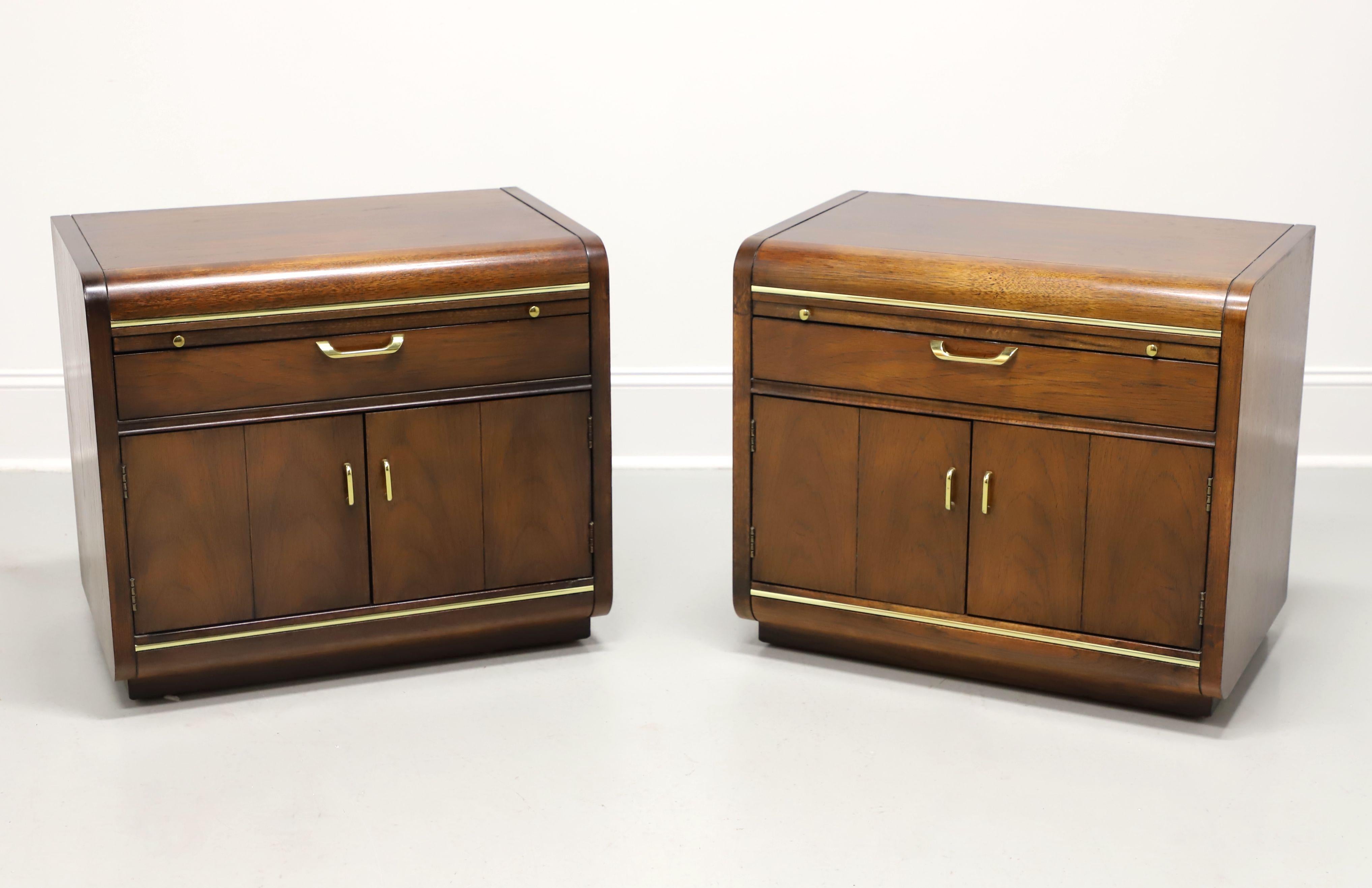 THOMASVILLE Founders Collection Walnut Post-Modern Nightstands - Pair For Sale 8