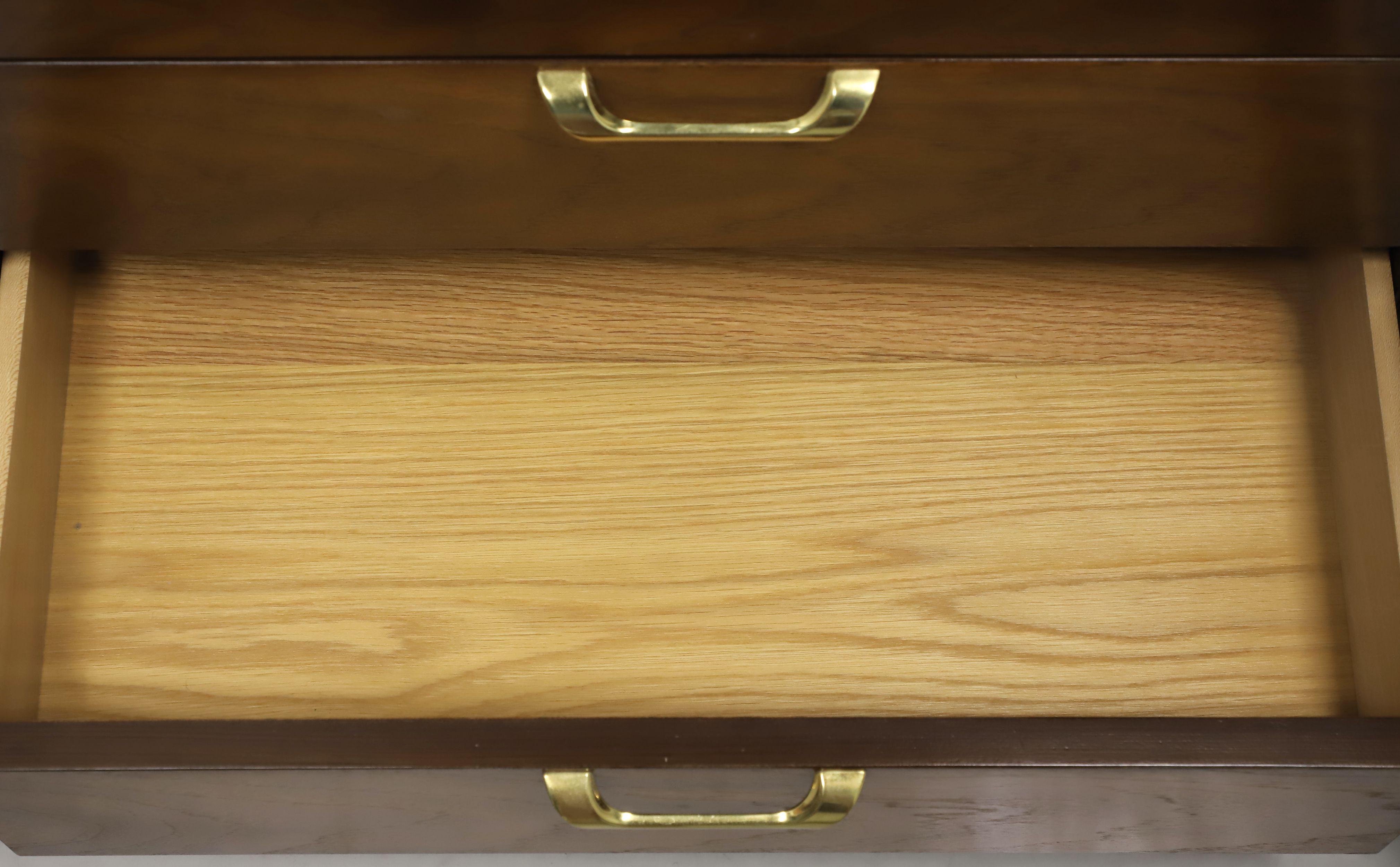 THOMASVILLE Founders Collection Walnut Post-Modern Triple Dresser For Sale 4