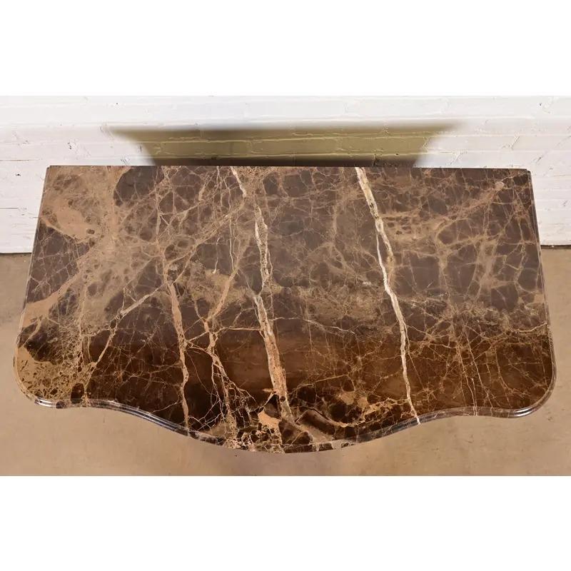 Thomasville Cassettone in legno di radica Louis Philippe con piano in marmo in vendita 2