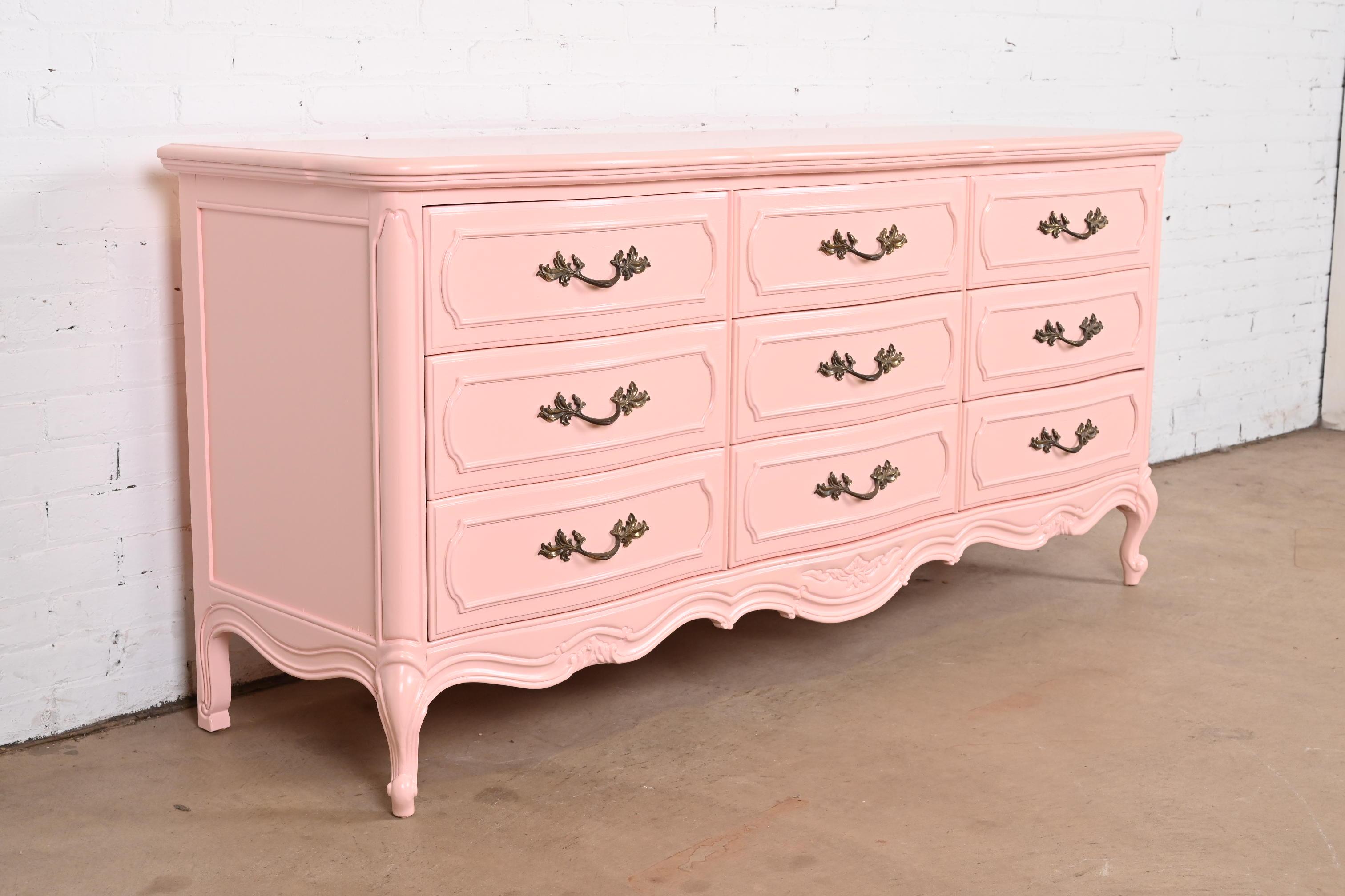 American Thomasville French Provincial Louis XV Pink Lacquered Triple Dresser, Refinished For Sale