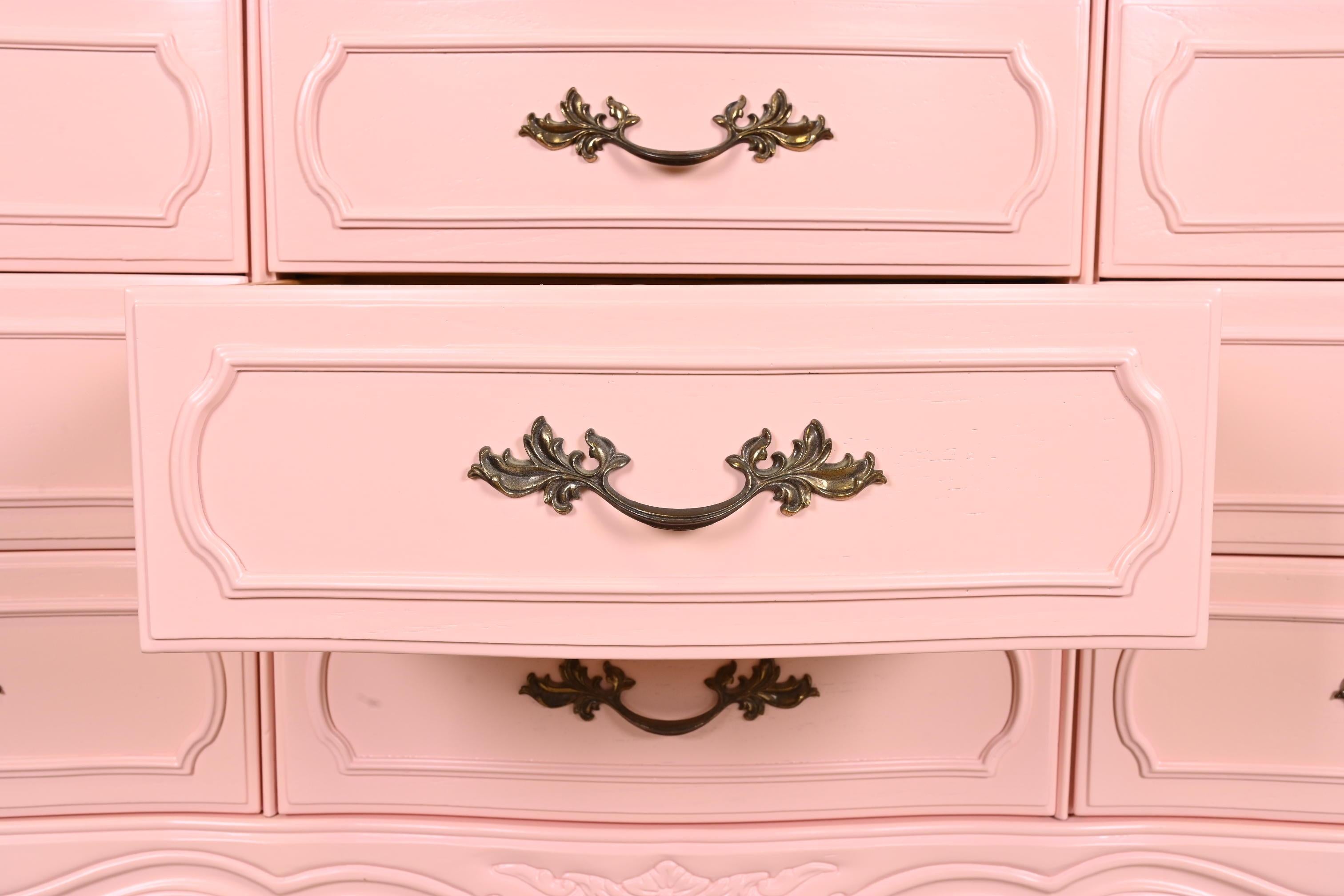 Thomasville French Provincial Louis XV Pink Lacquered Triple Dresser, Refinished For Sale 1