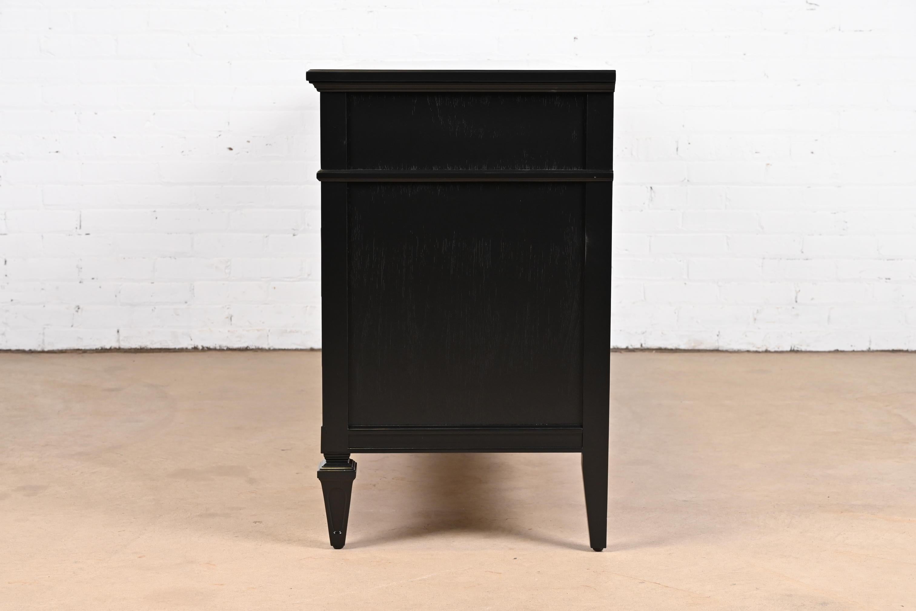 Thomasville French Regency Louis XVI Black Lacquered Dresser, Newly Refinished For Sale 10