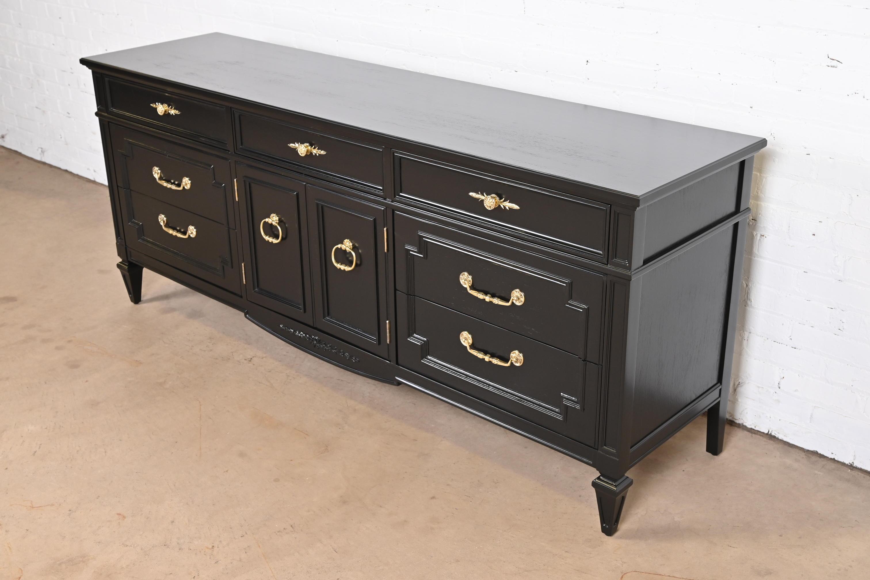 Mid-20th Century Thomasville French Regency Louis XVI Black Lacquered Dresser, Newly Refinished For Sale