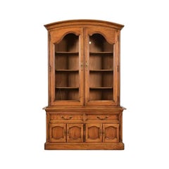 Thomasville French Regency Louis XVI Carved Walnut Breakfront Bookcase Cabinet Thomasville French Regency Louis XVI Carved Walnut Breakfront Bookcase Cabinet